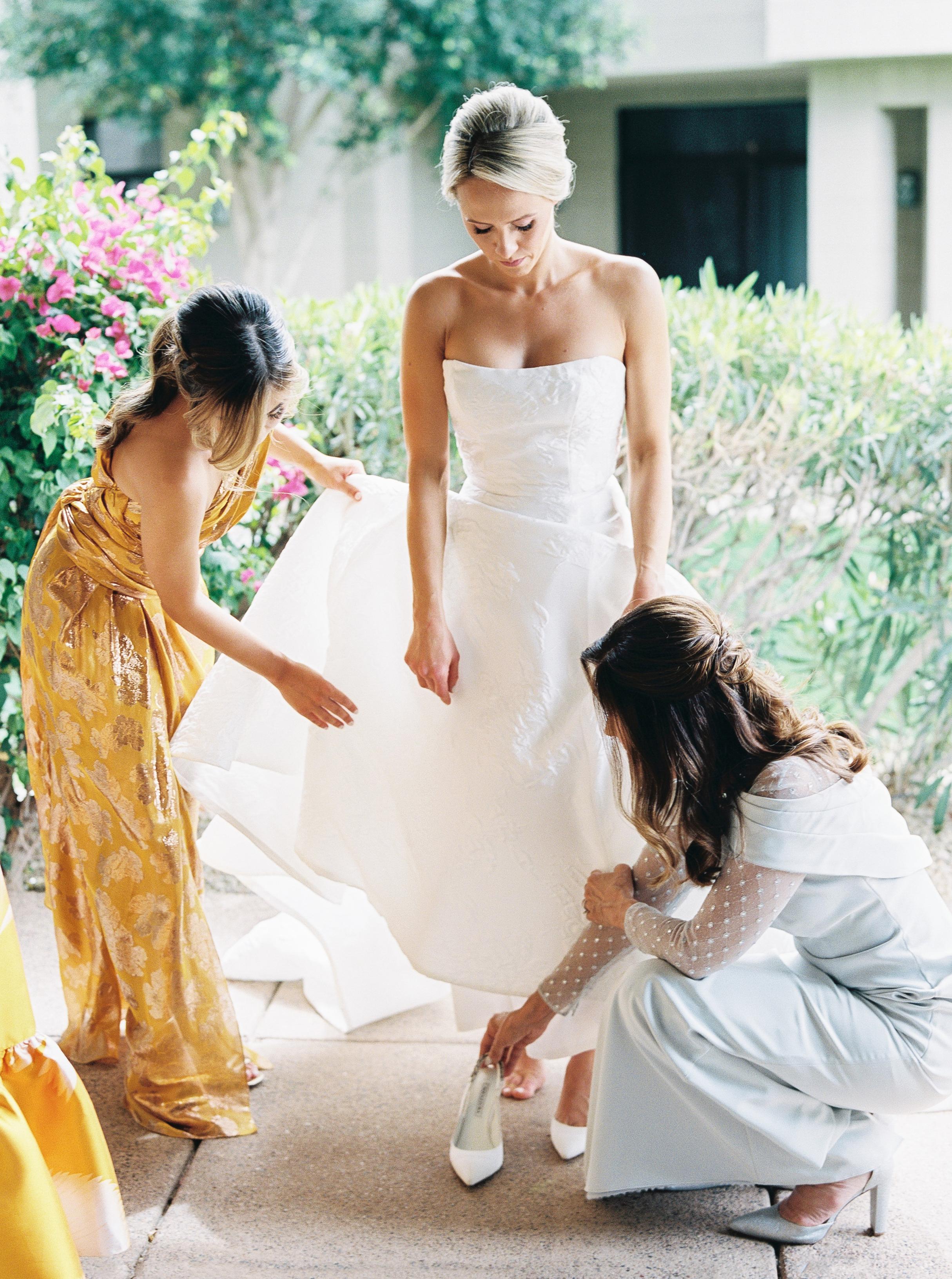 A Romantic Spring Wedding at the Arizona Biltmore 9