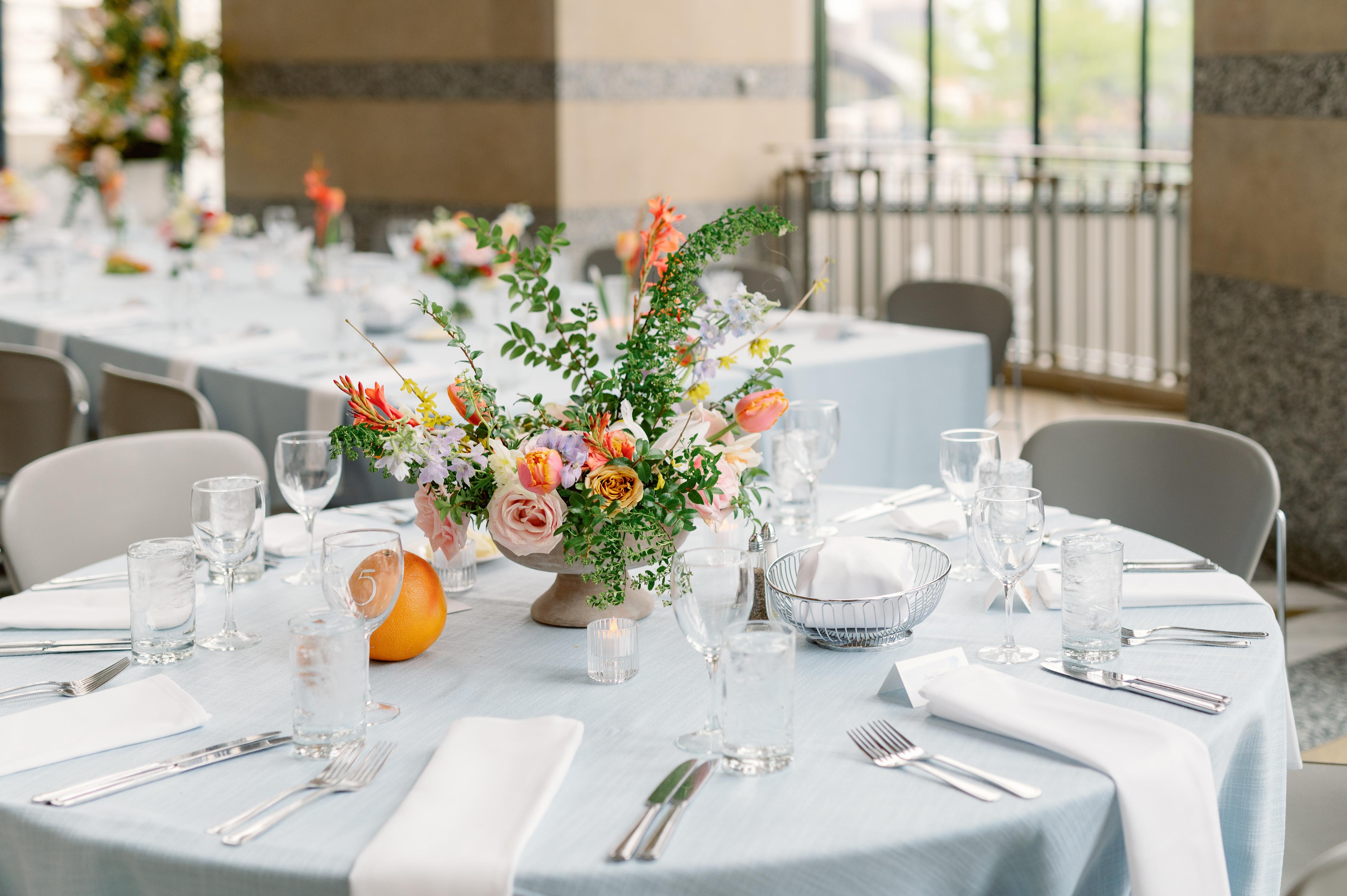 A Whimsical Spring Wedding at the Minnesota History Center 15