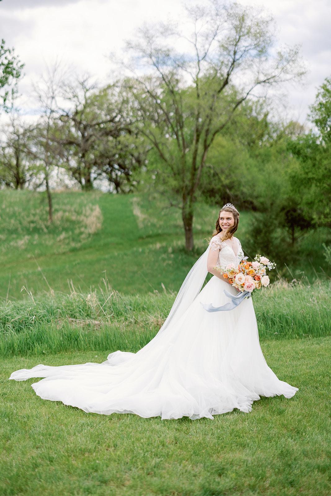 A Whimsical Spring Wedding at the Minnesota History Center 5