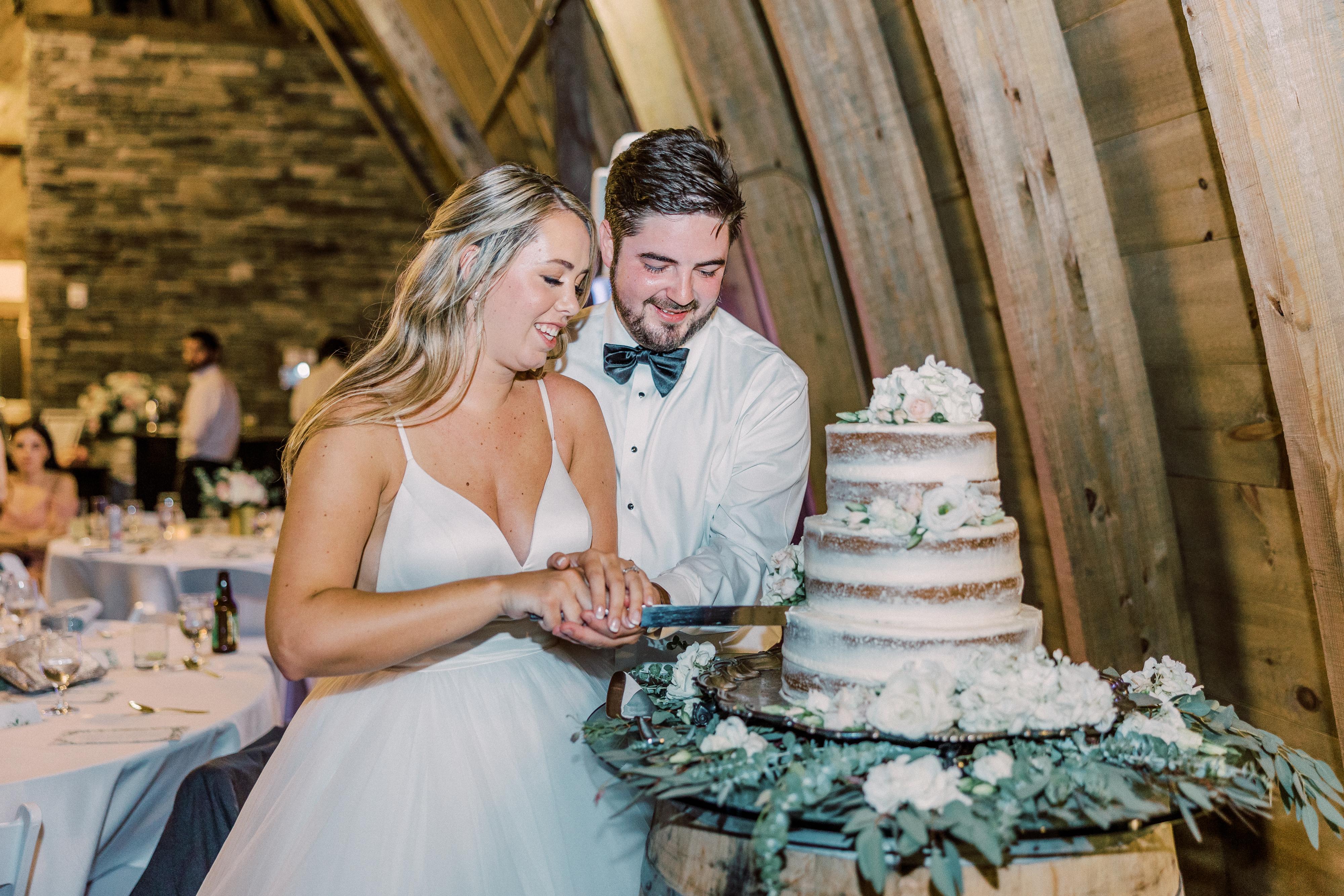 A Romantic Spring Wedding at Sweeney Barn 39