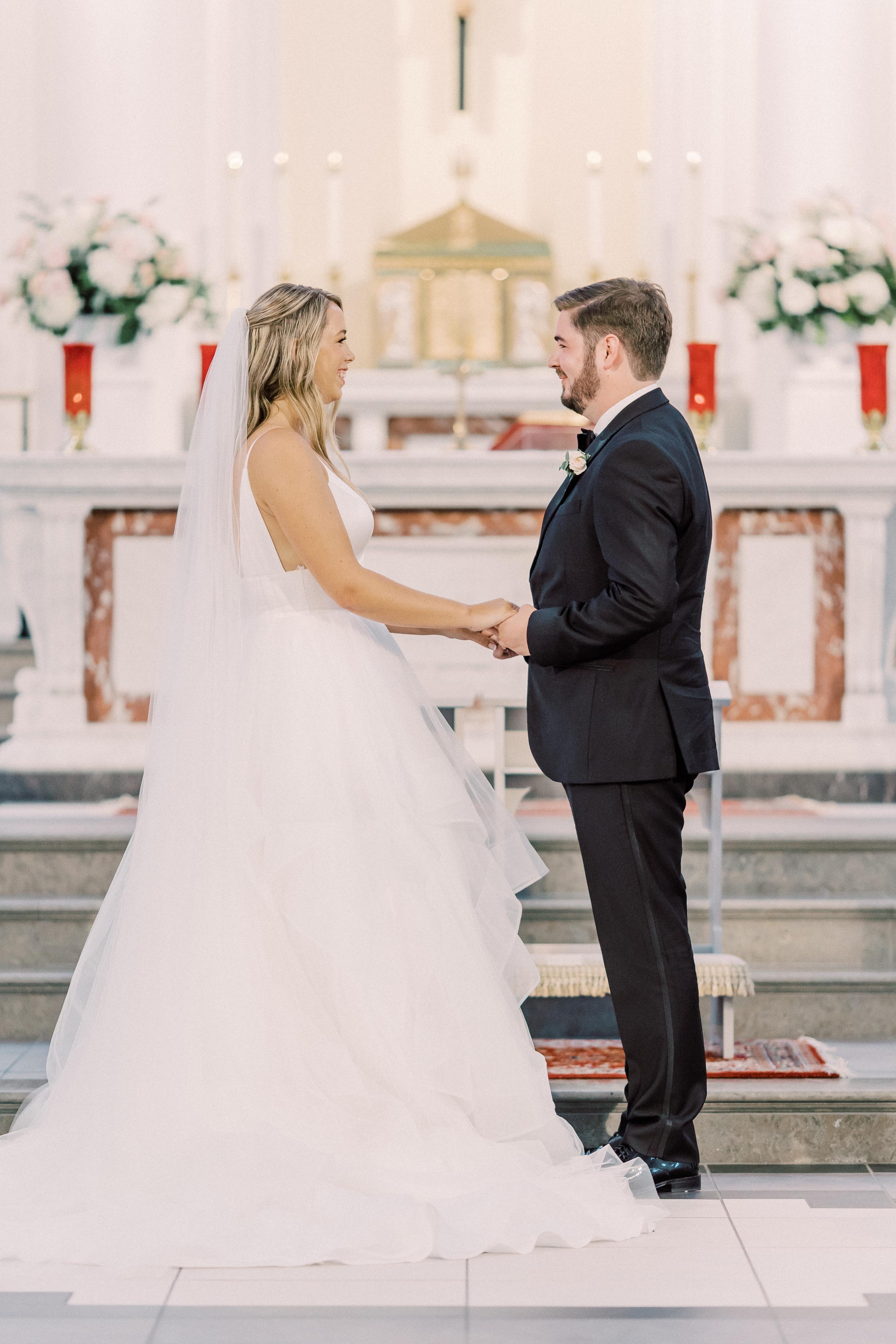 A Romantic Spring Wedding at Sweeney Barn 5