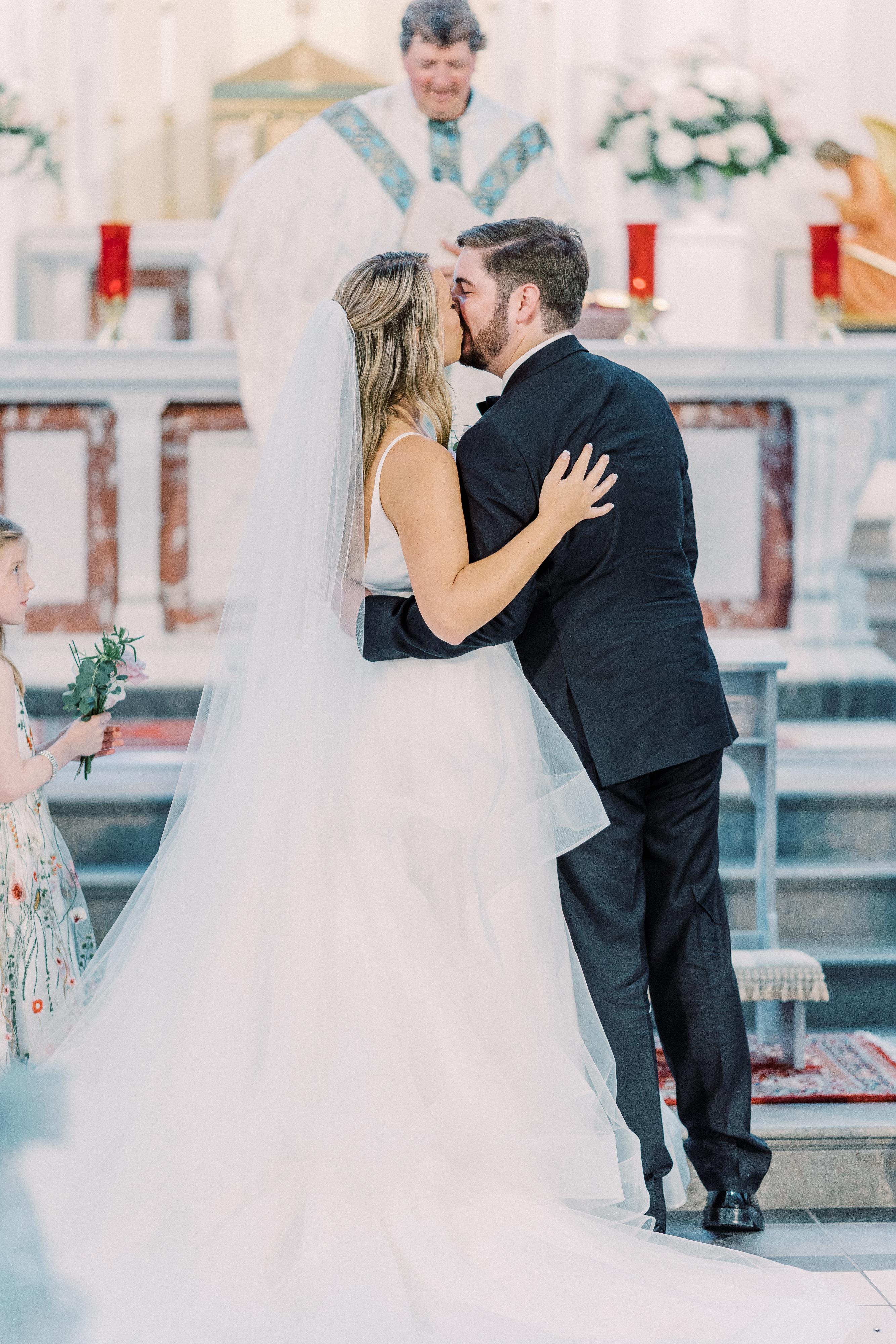 A Romantic Spring Wedding at Sweeney Barn 43