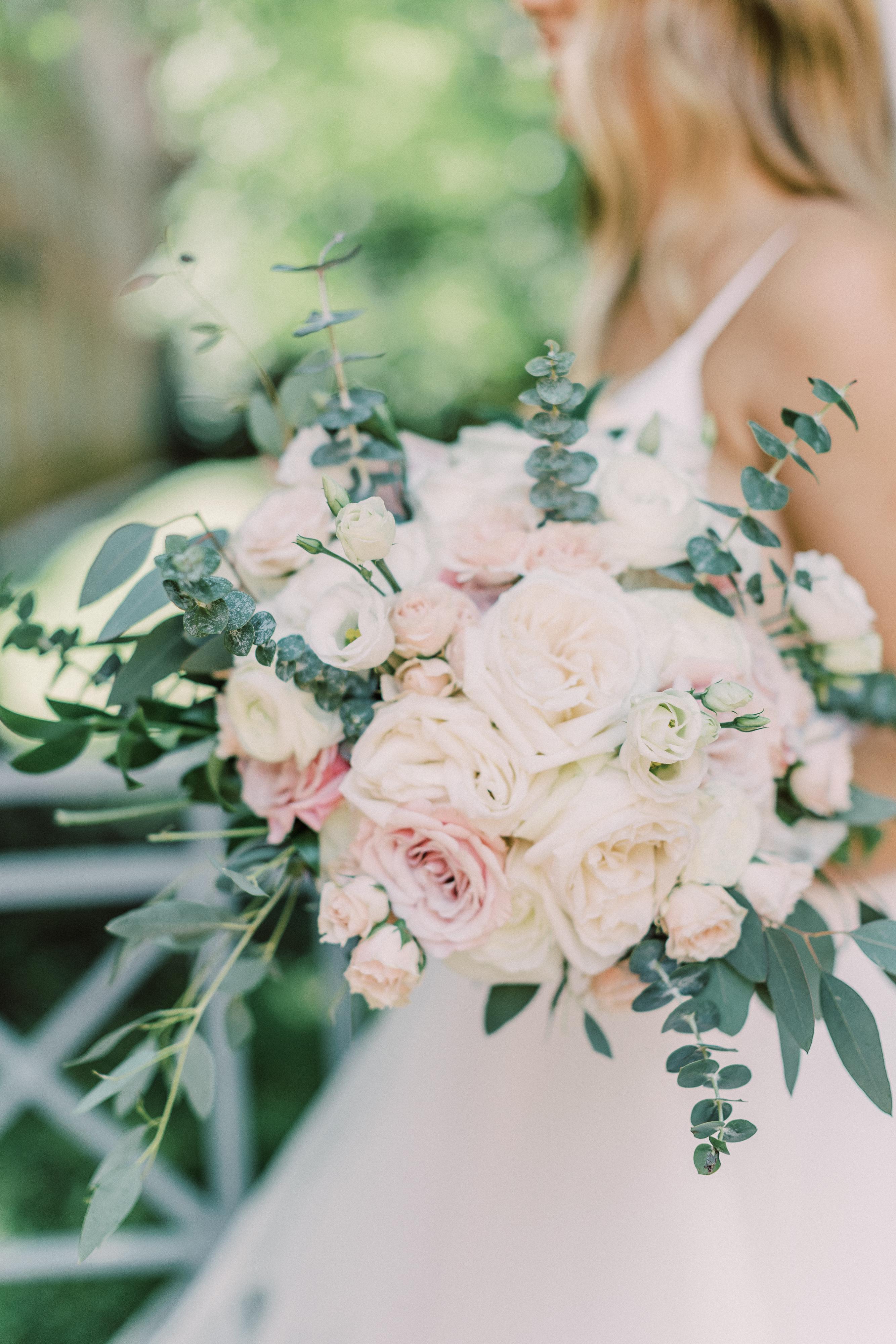 A Romantic Spring Wedding at Sweeney Barn 9