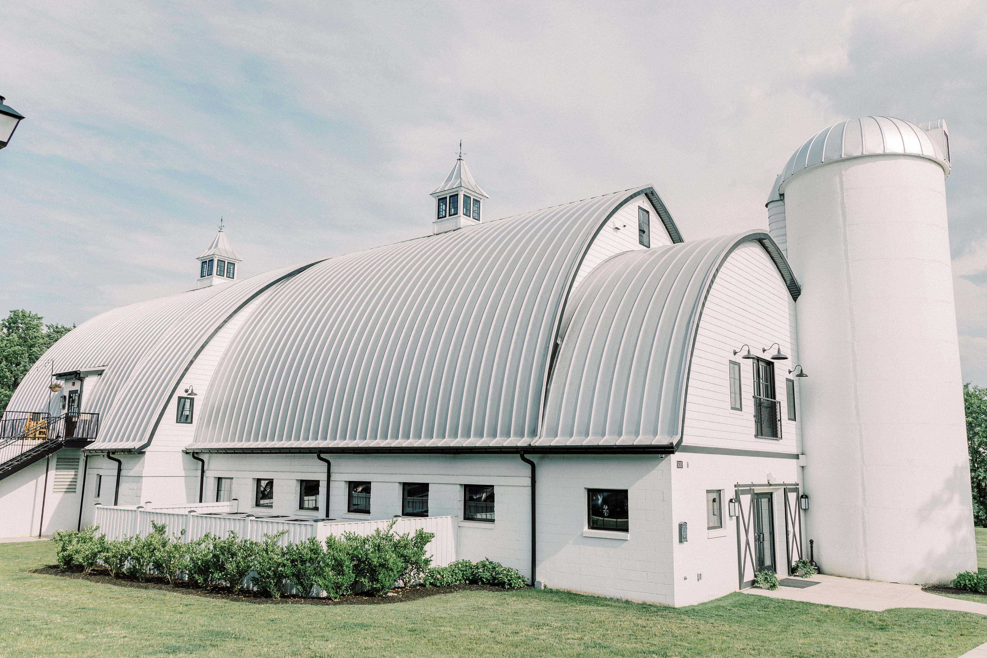 A Romantic Spring Wedding at Sweeney Barn 47