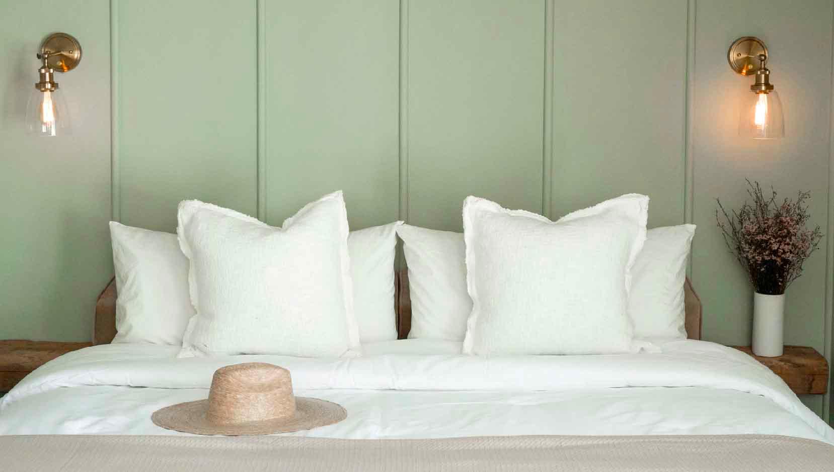 The Comfortable Couple’s Guide to Wedding Registry