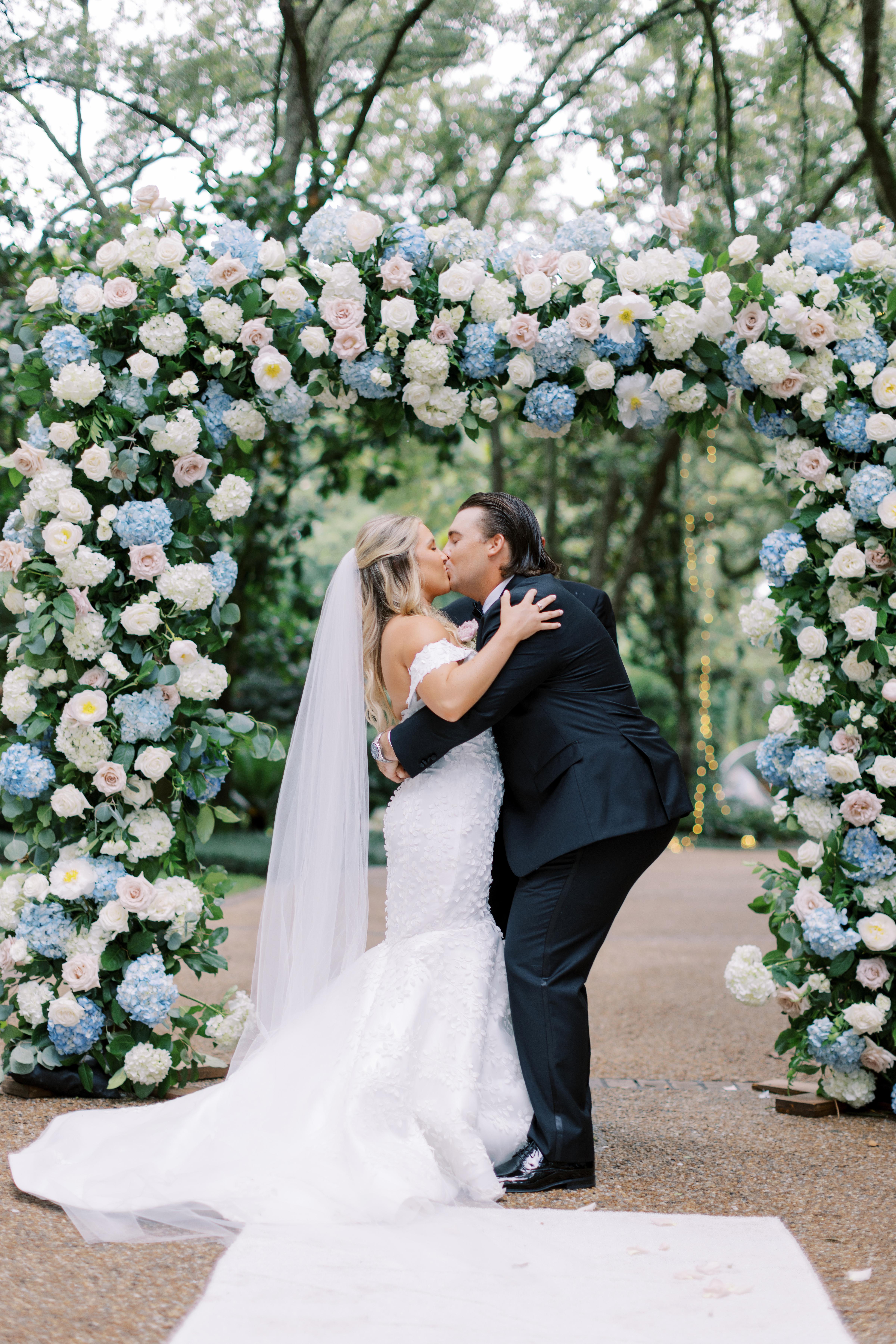 A Romantic Spring Wedding in Jacksonville 30
