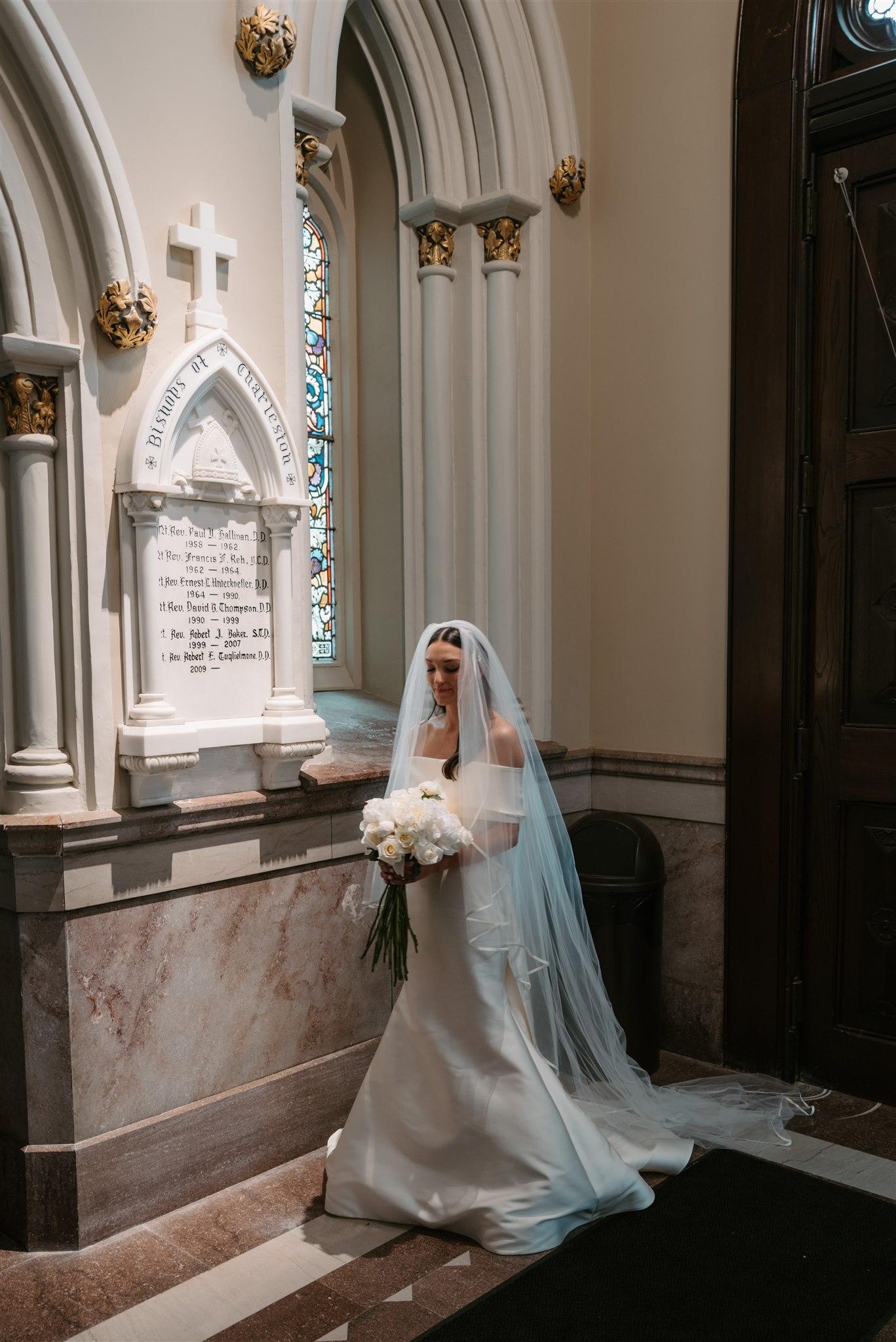 A Romantic Spring Wedding at Hibernian Hall 10