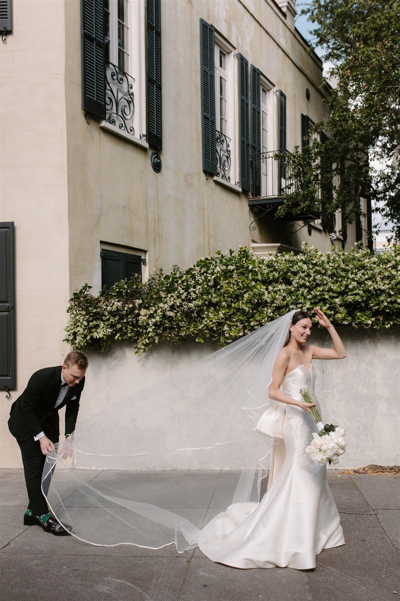 A Romantic Spring Wedding at Hibernian Hall 16