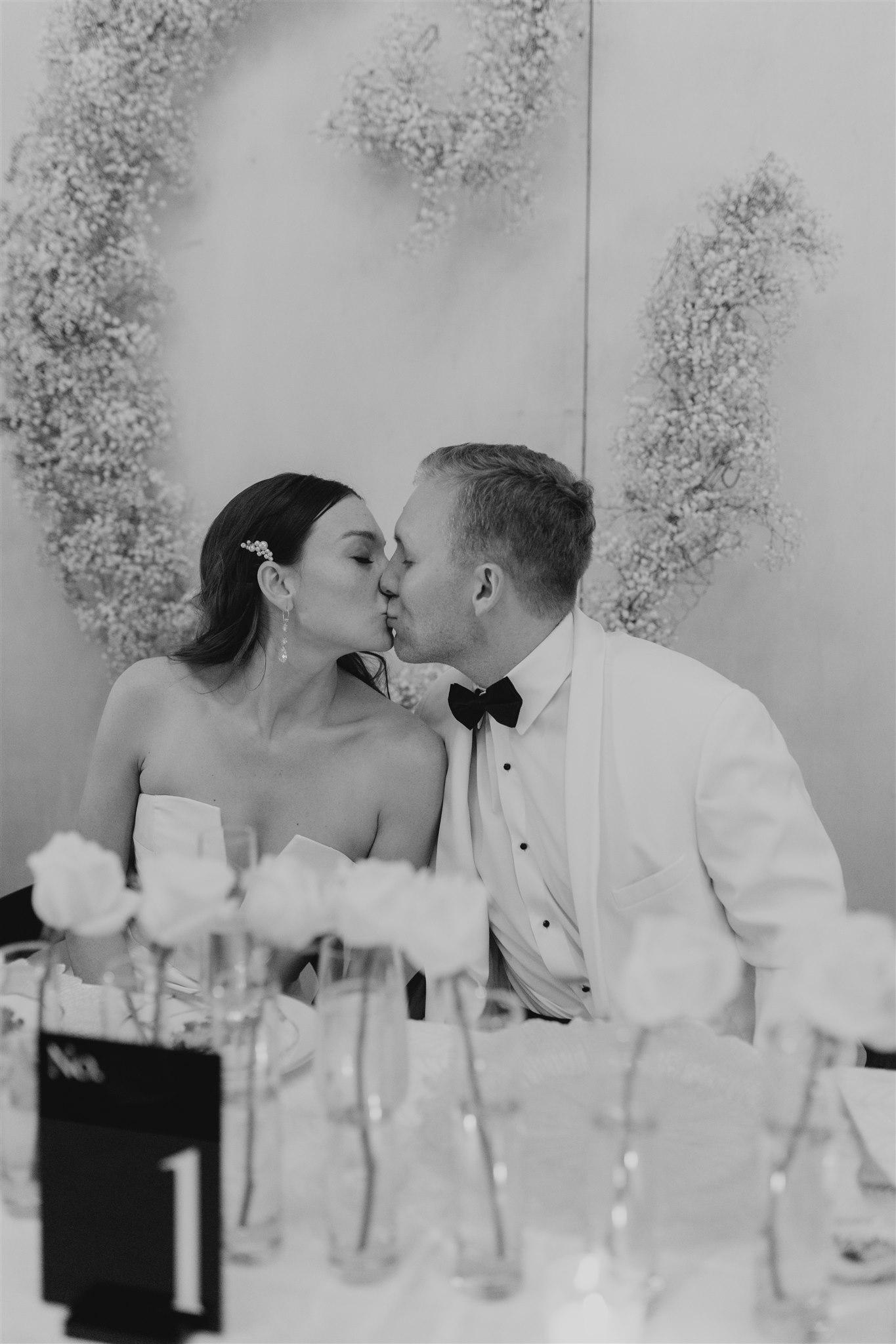 A Romantic Spring Wedding at Hibernian Hall 5