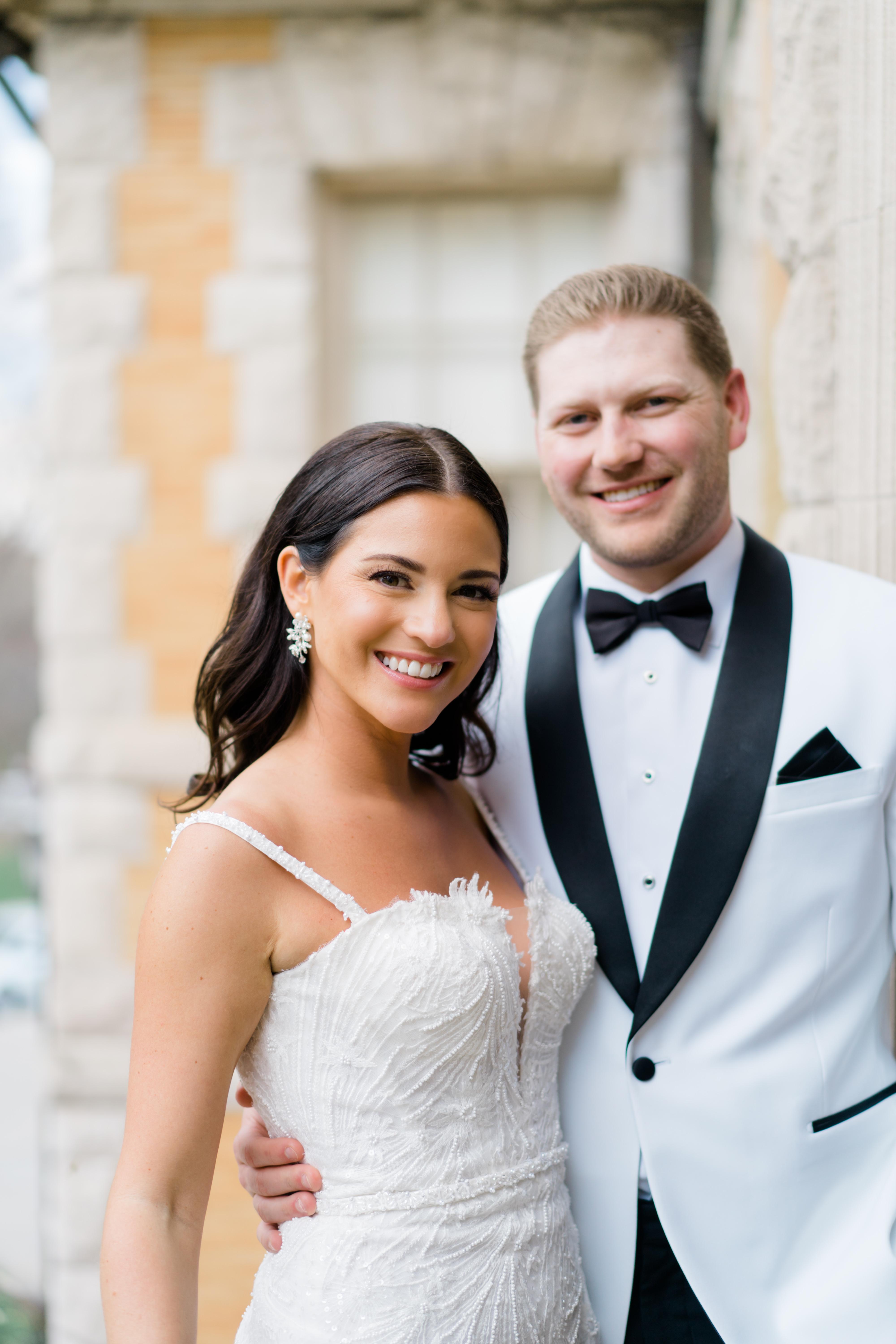A Modern Spring Wedding at Cairnwood Estate