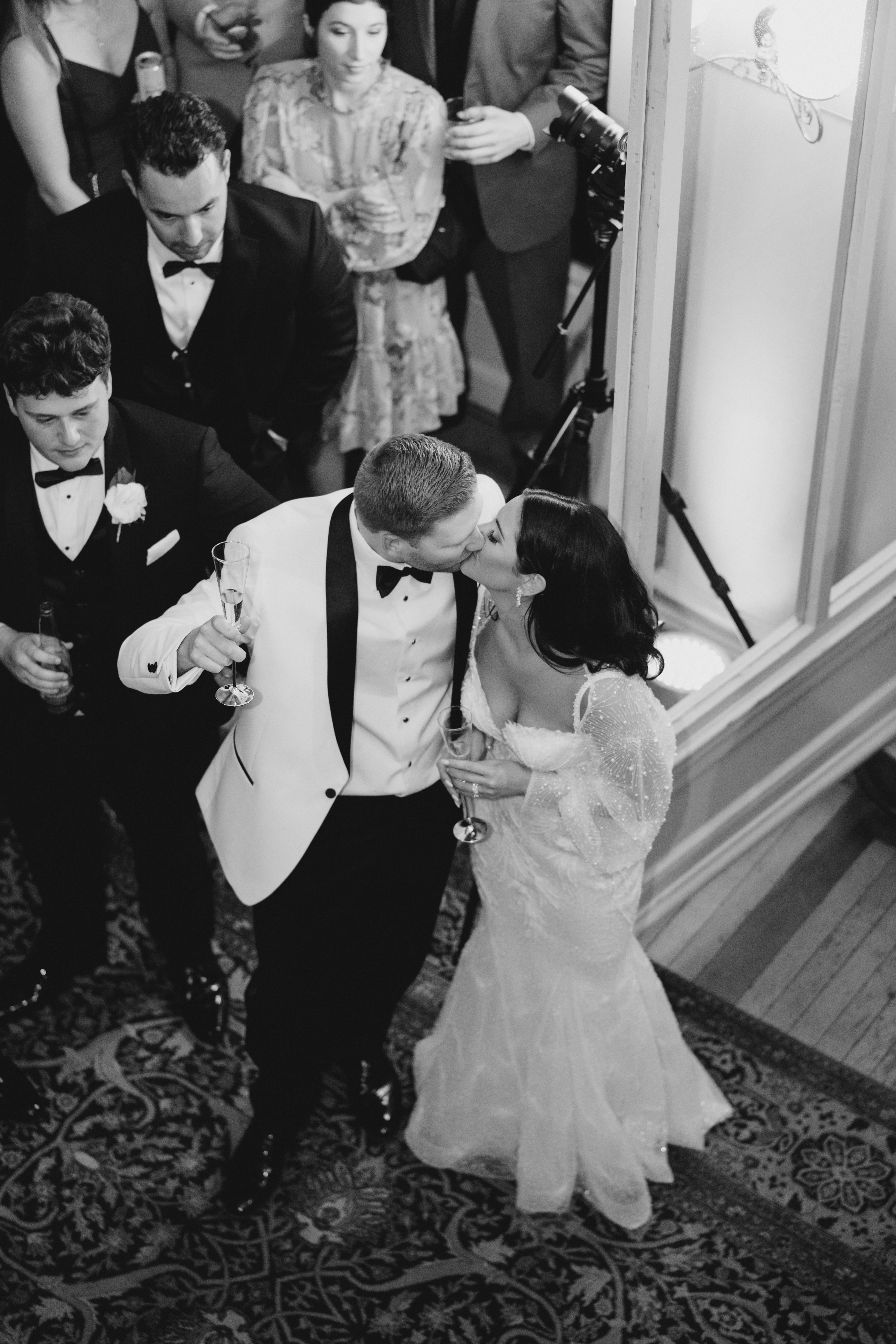 A Modern Spring Wedding at Cairnwood Estate 3