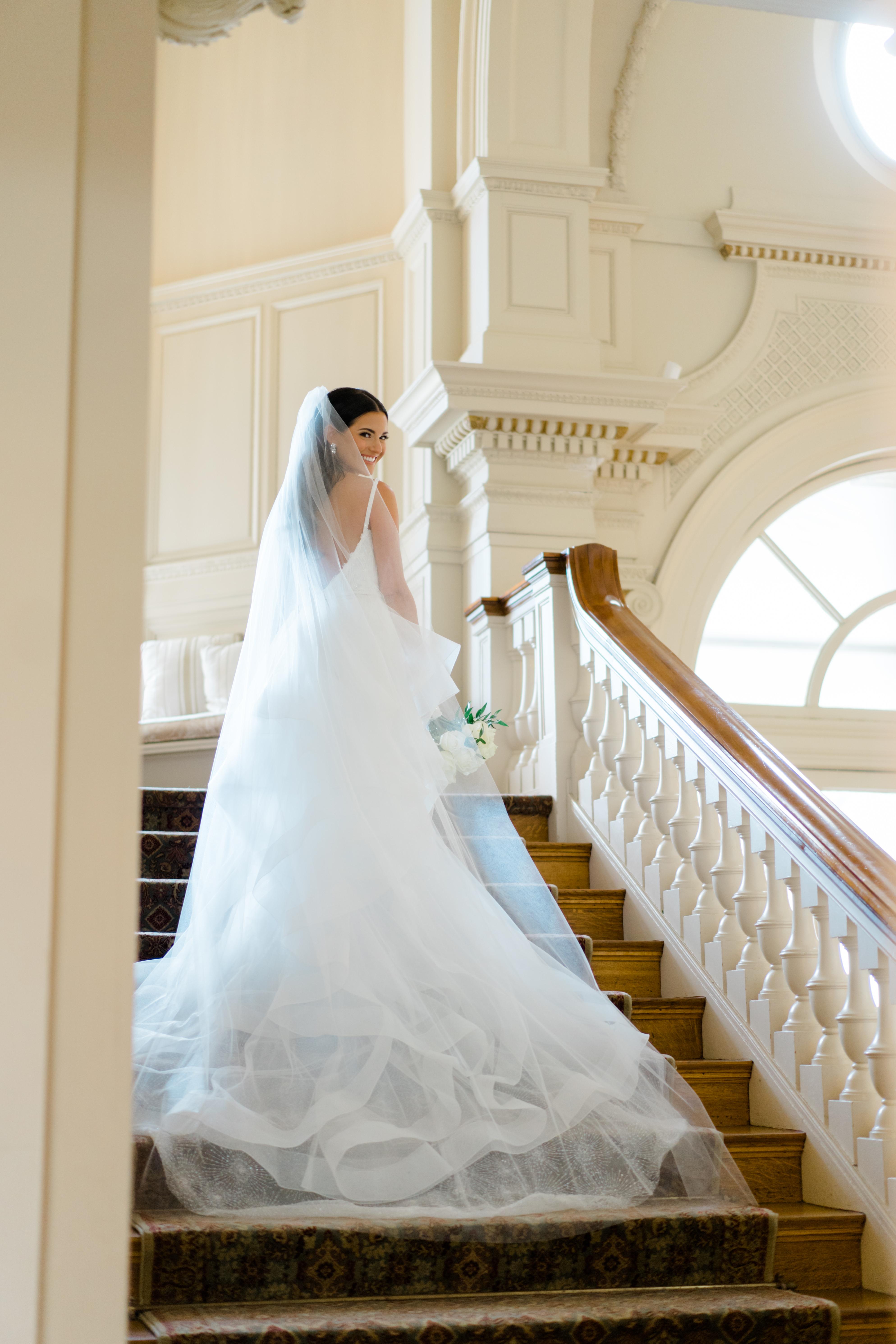 A Glamorous Spring Wedding at the Cairnwood Estate 58