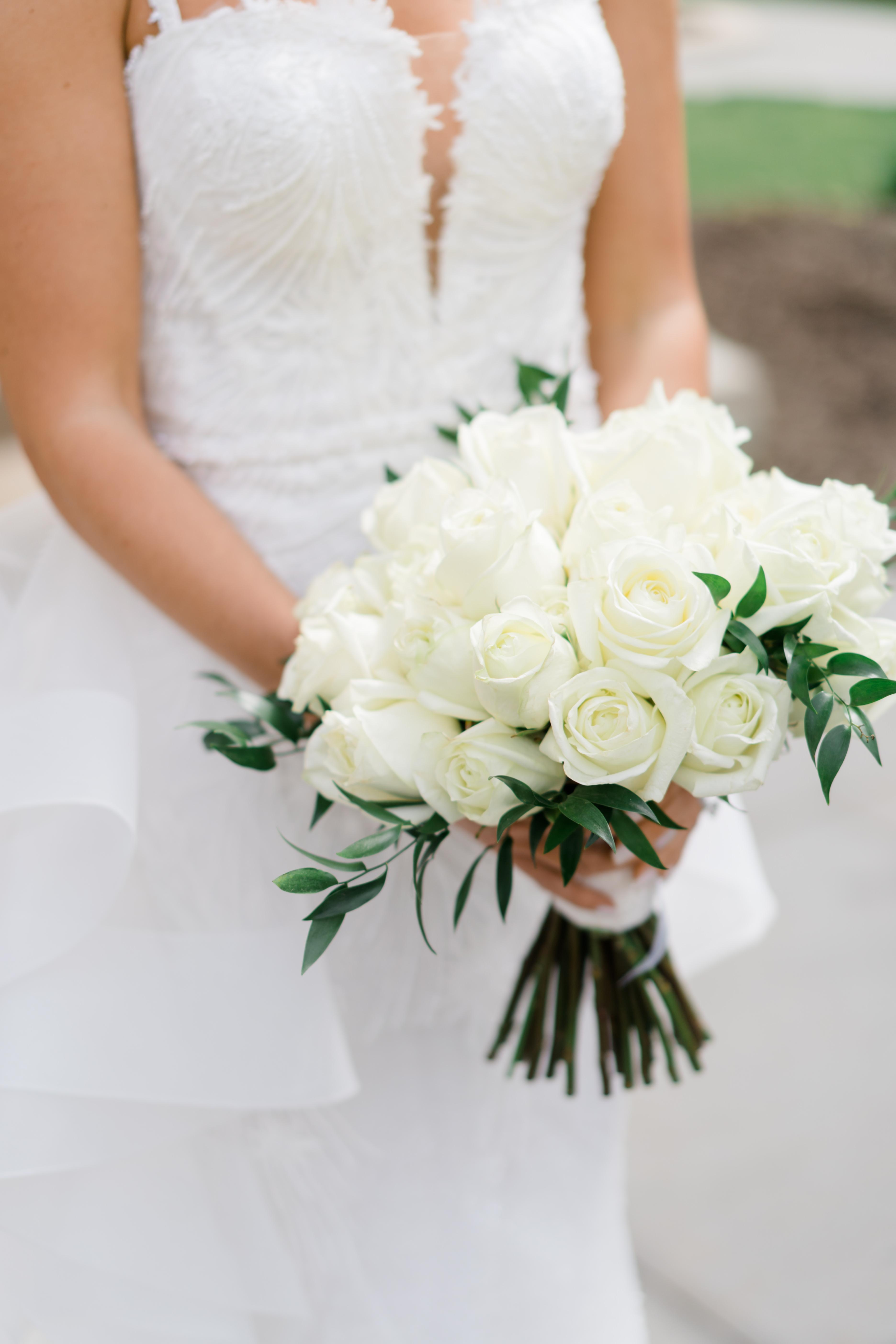 A Glamorous Spring Wedding at the Cairnwood Estate 6