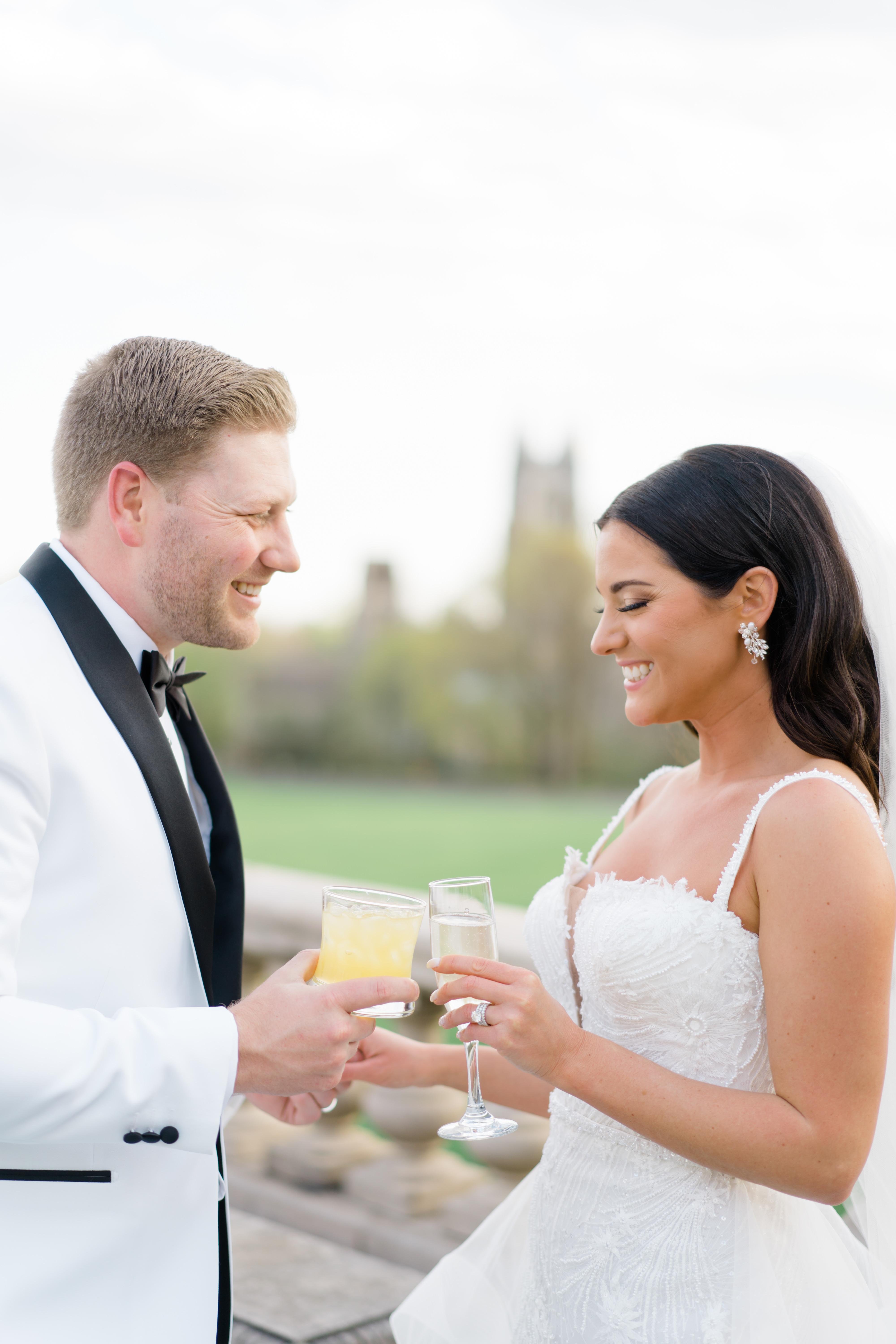 A Glamorous Spring Wedding at the Cairnwood Estate 20