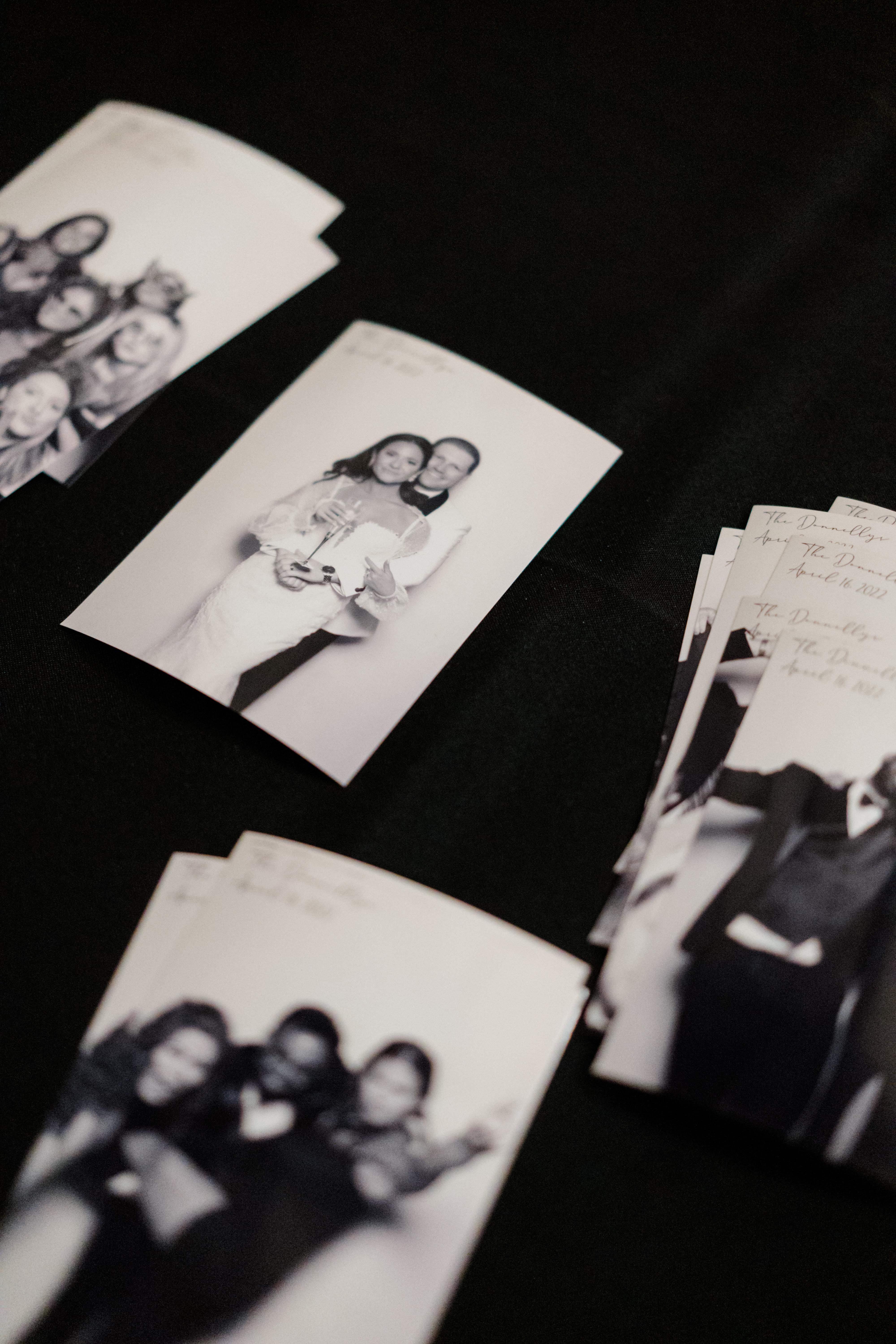 A Modern Spring Wedding at Cairnwood Estate 9