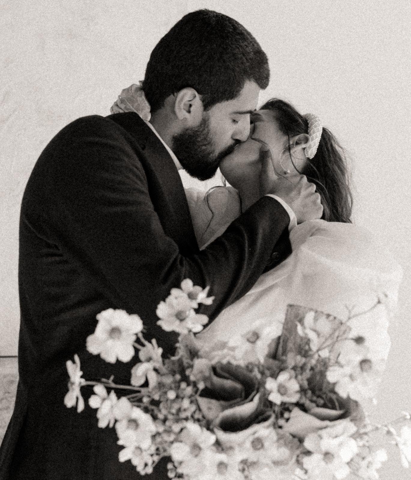 A Boho Spring Elopement at Blanc Studio West 25