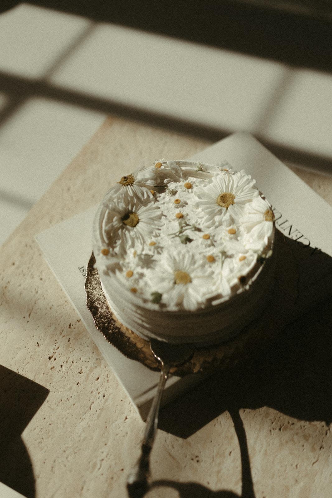 A Boho Spring Elopement at Blanc Studio West 18