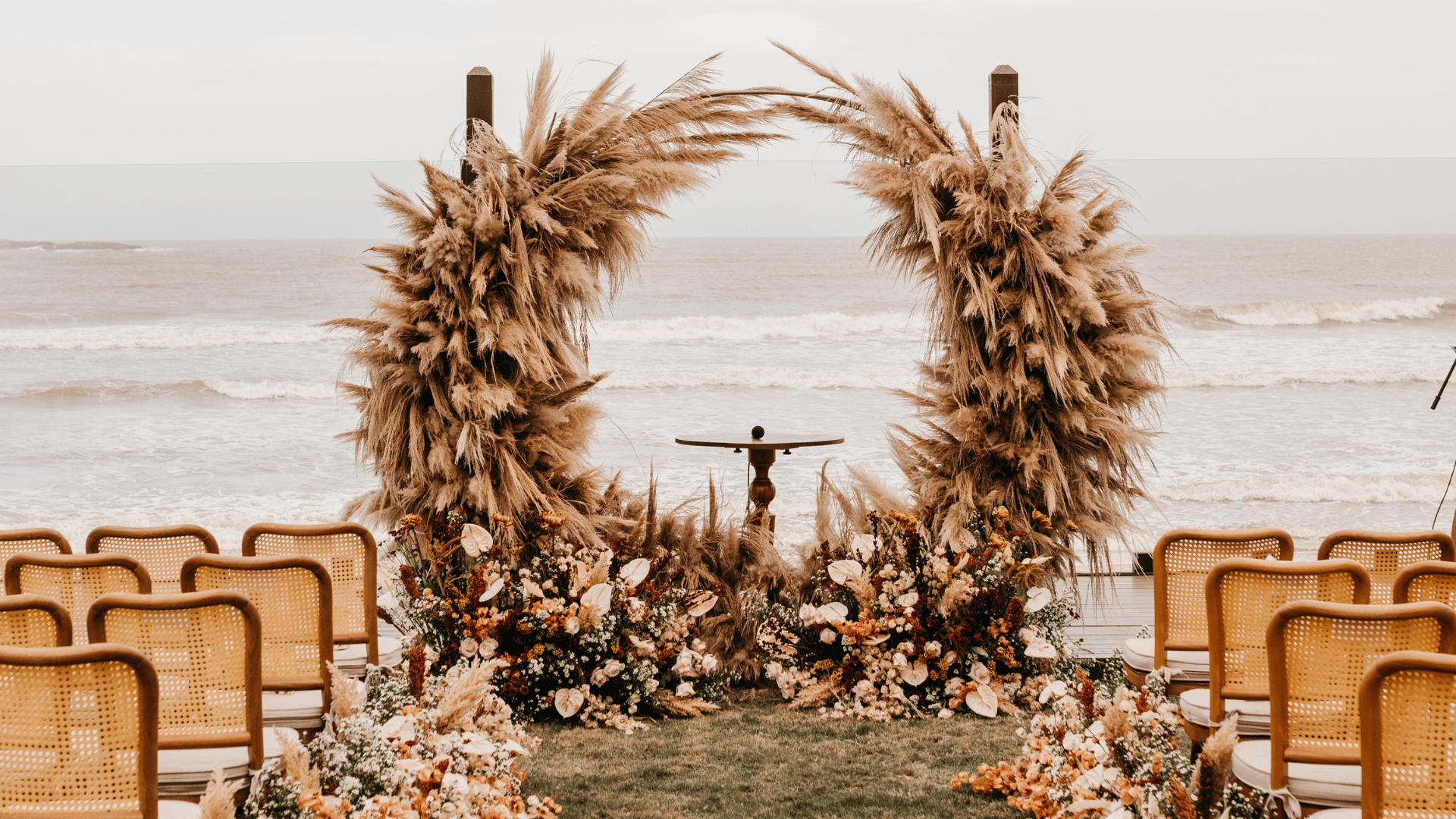 How to Make Your Destination Wedding Easy on Your Guests