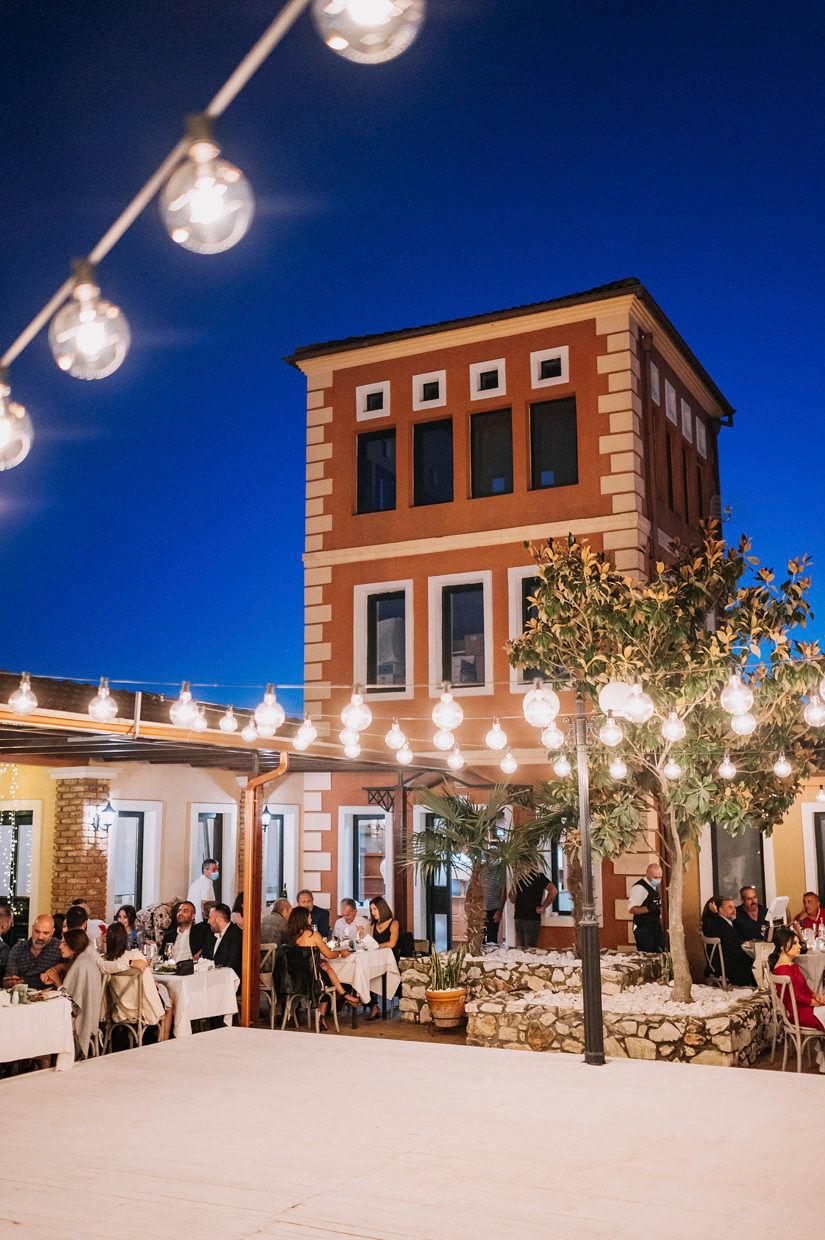 A Romantic Fall Wedding at Wine Art Estate 18