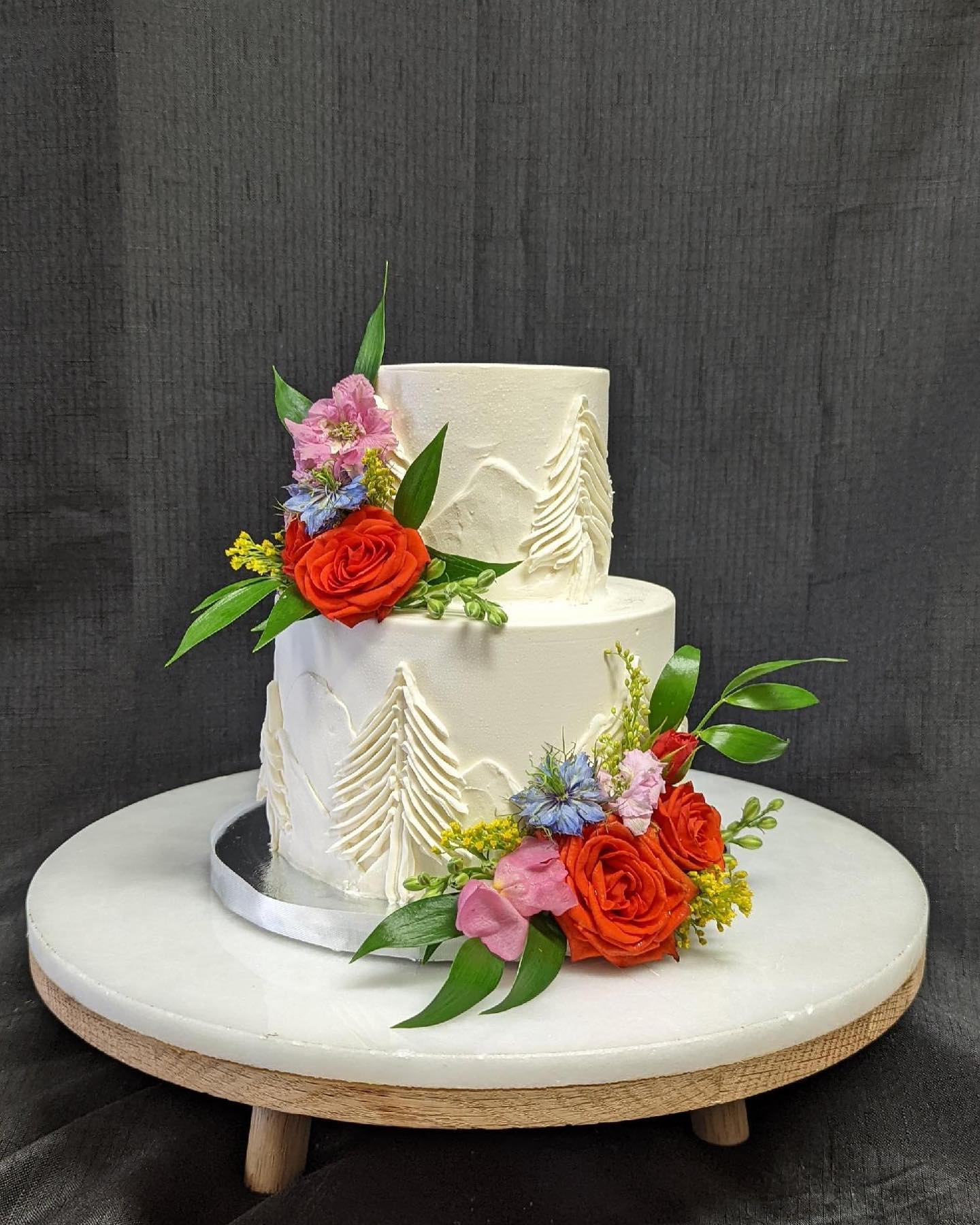 Sweet Dreams Cake & Flowers