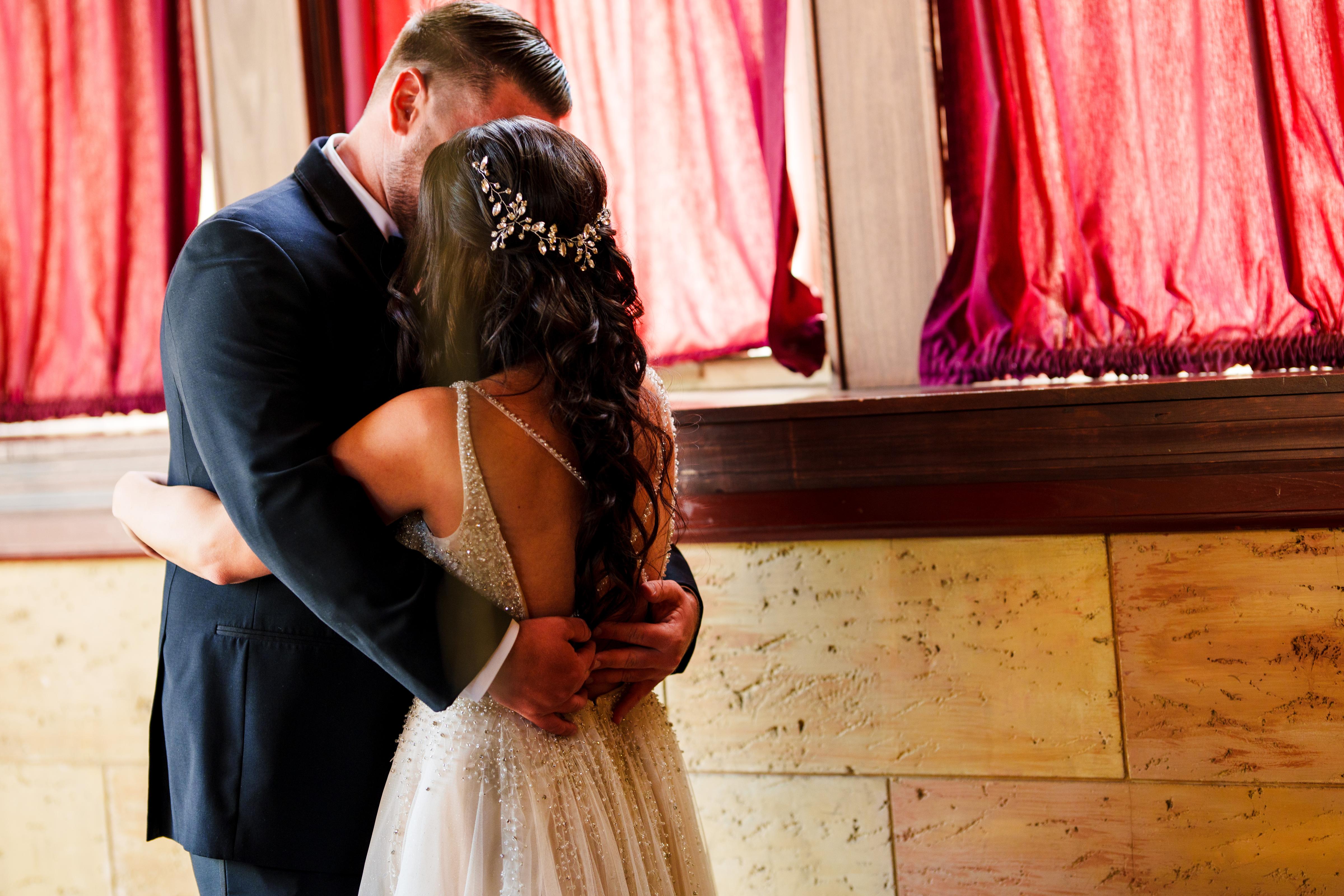 A Classic Spring Wedding at Treasury on The Plaza 25