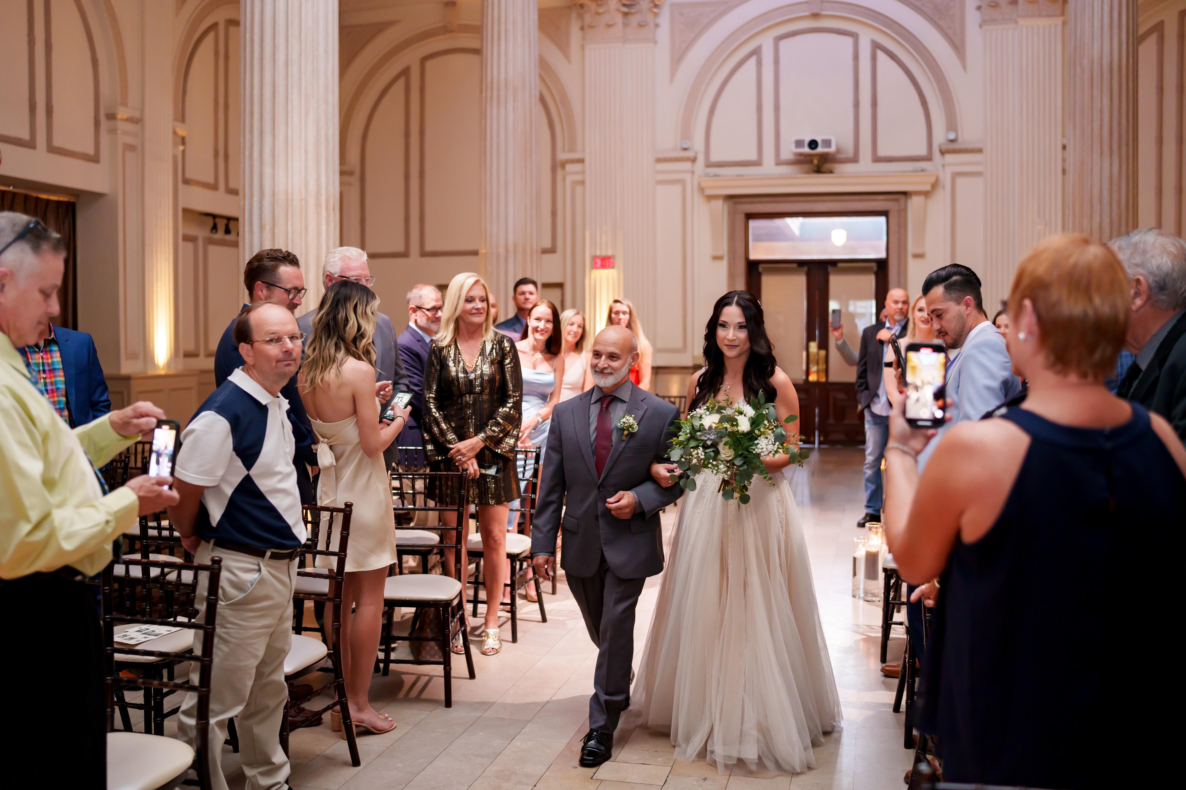 A Classic Spring Wedding at Treasury on The Plaza 21