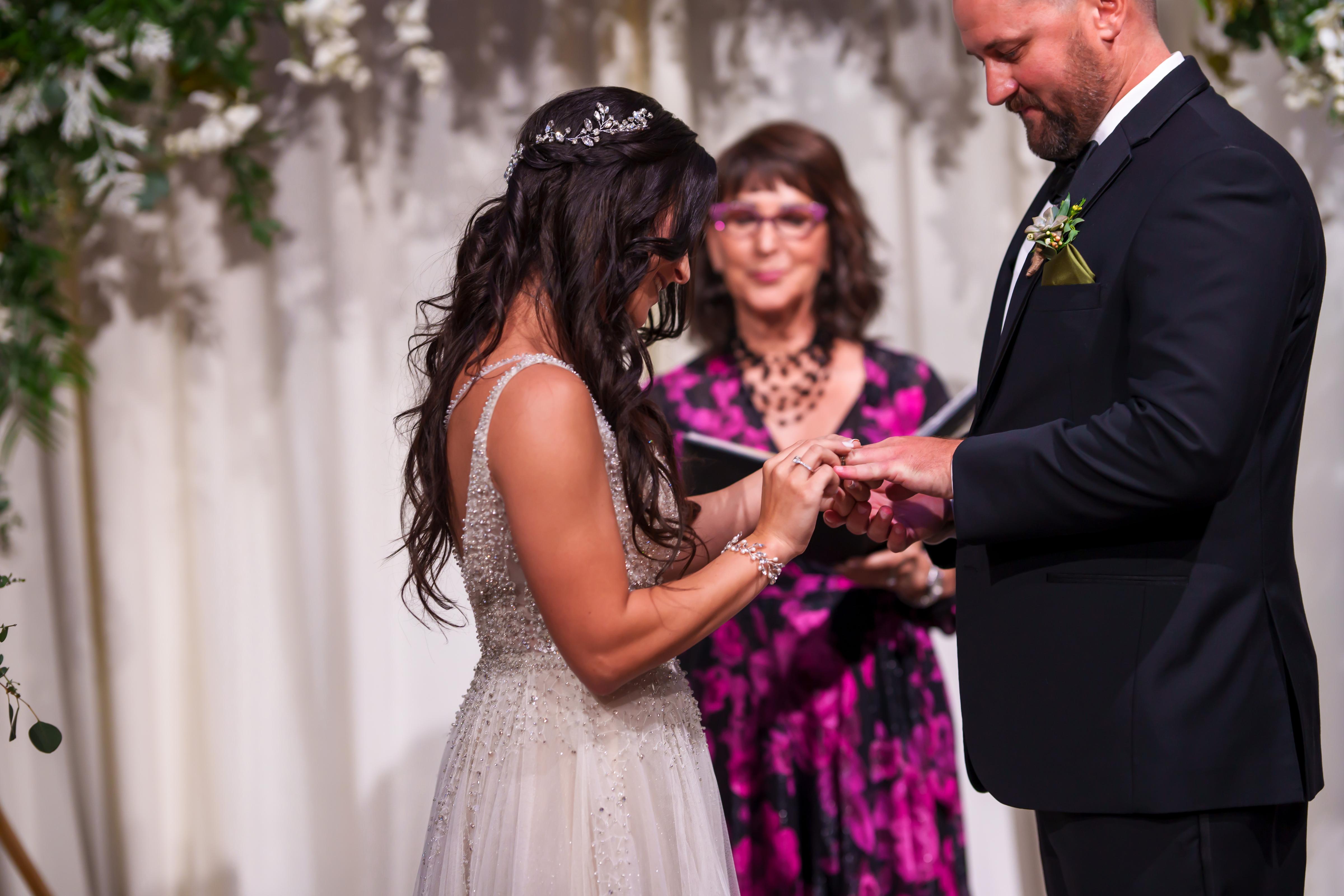 A Classic Spring Wedding at Treasury on The Plaza 9