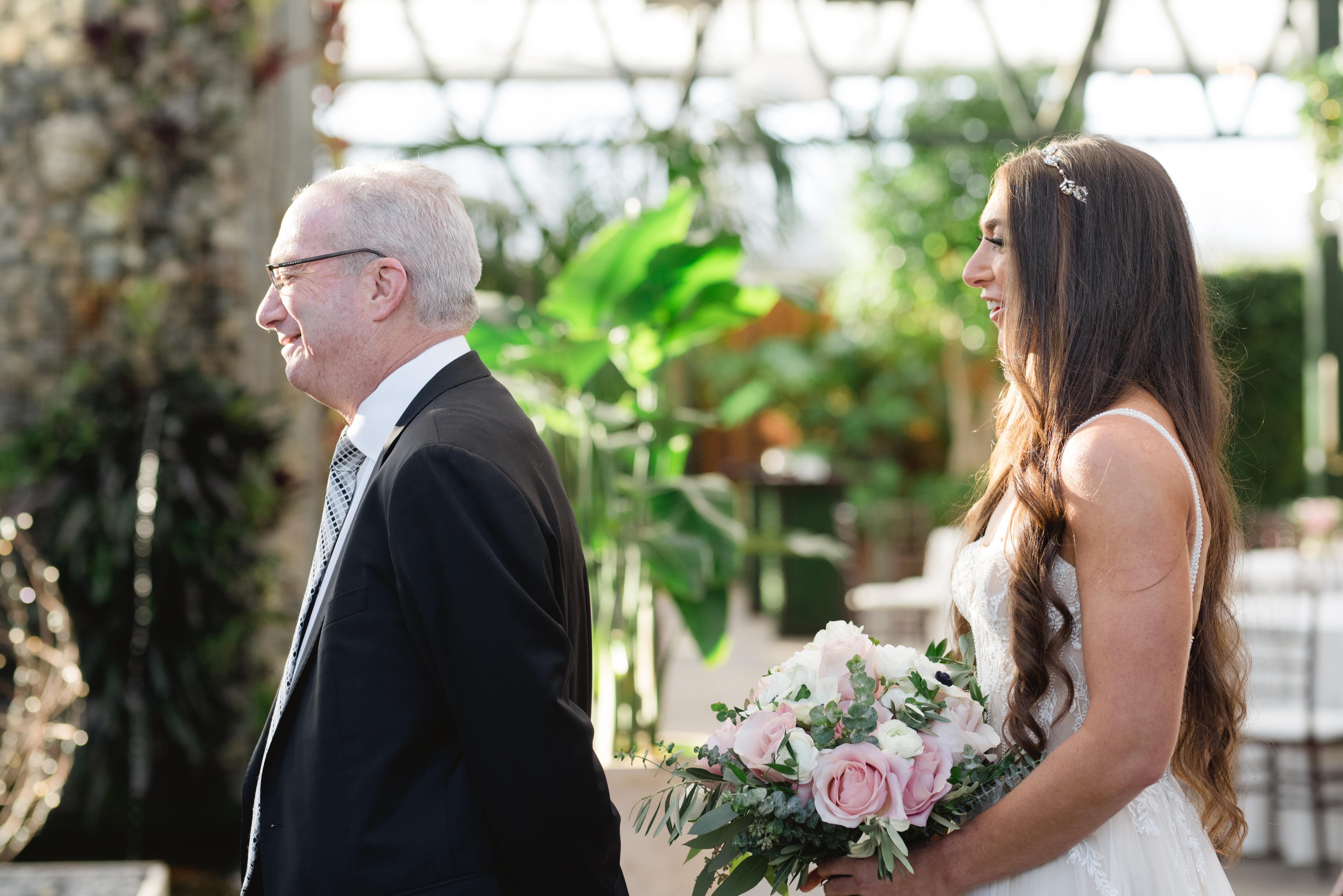 A Romantic Winter Wedding at Planterra 4