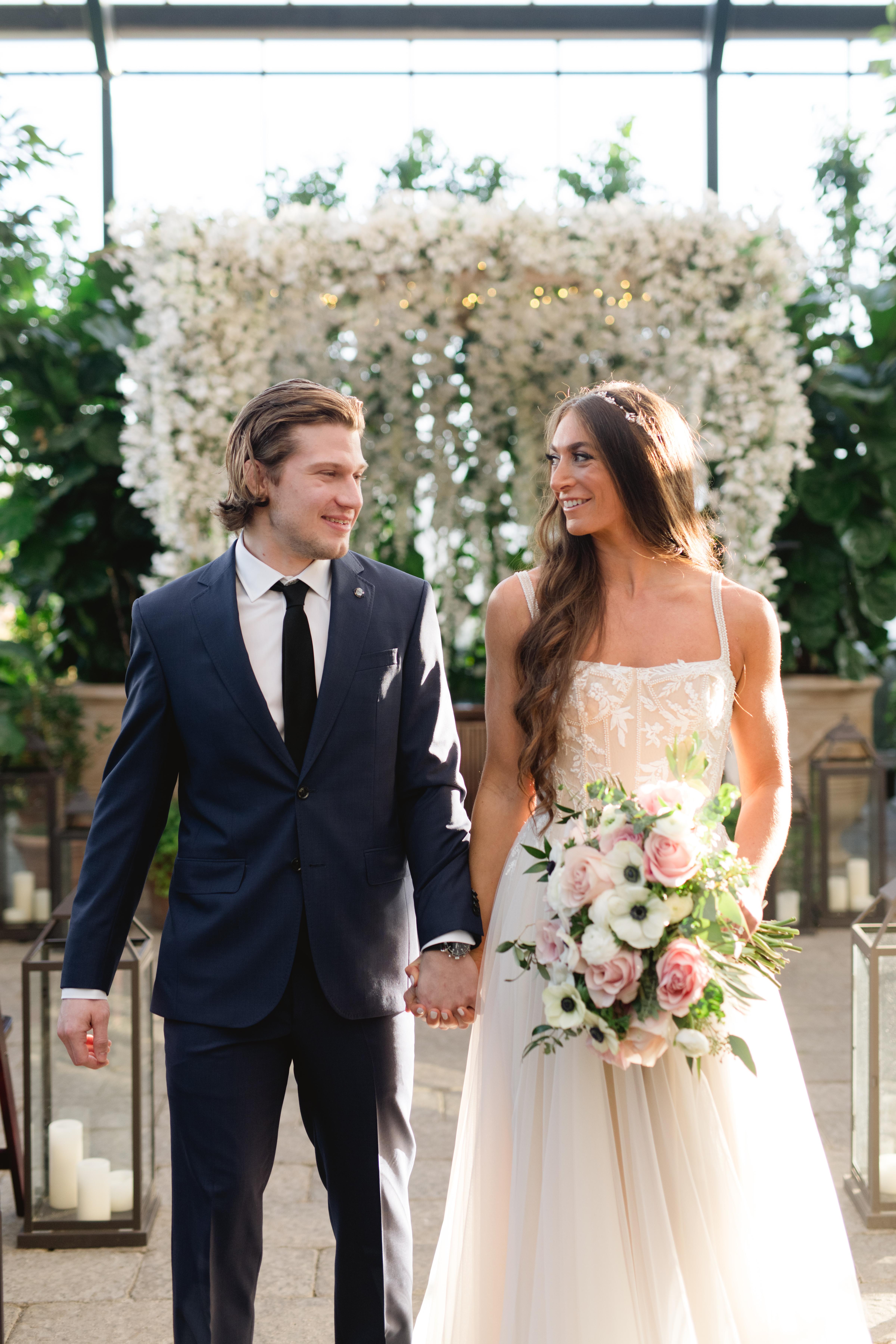 A Romantic Winter Wedding at Planterra 5