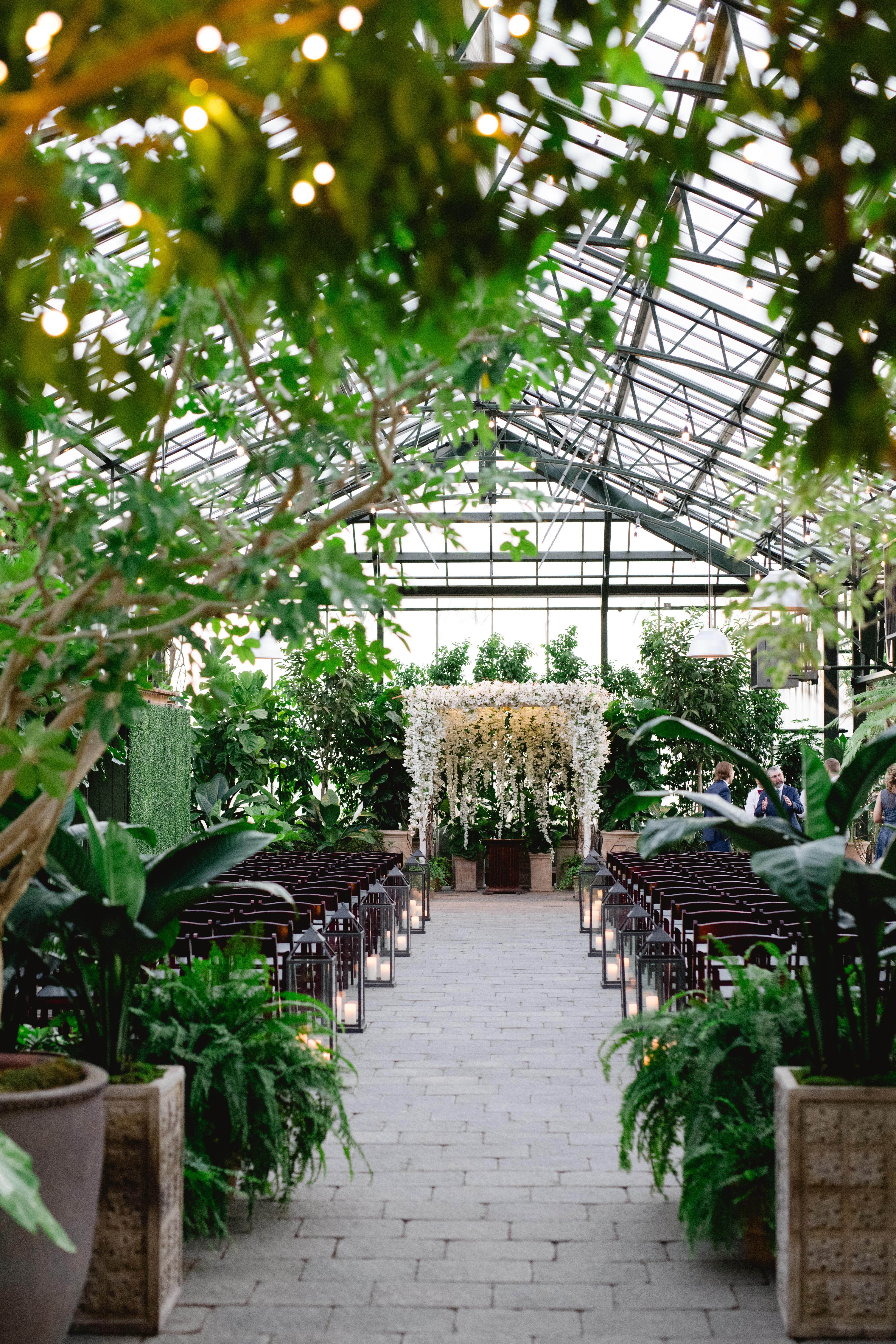 A Romantic Winter Wedding at Planterra 31