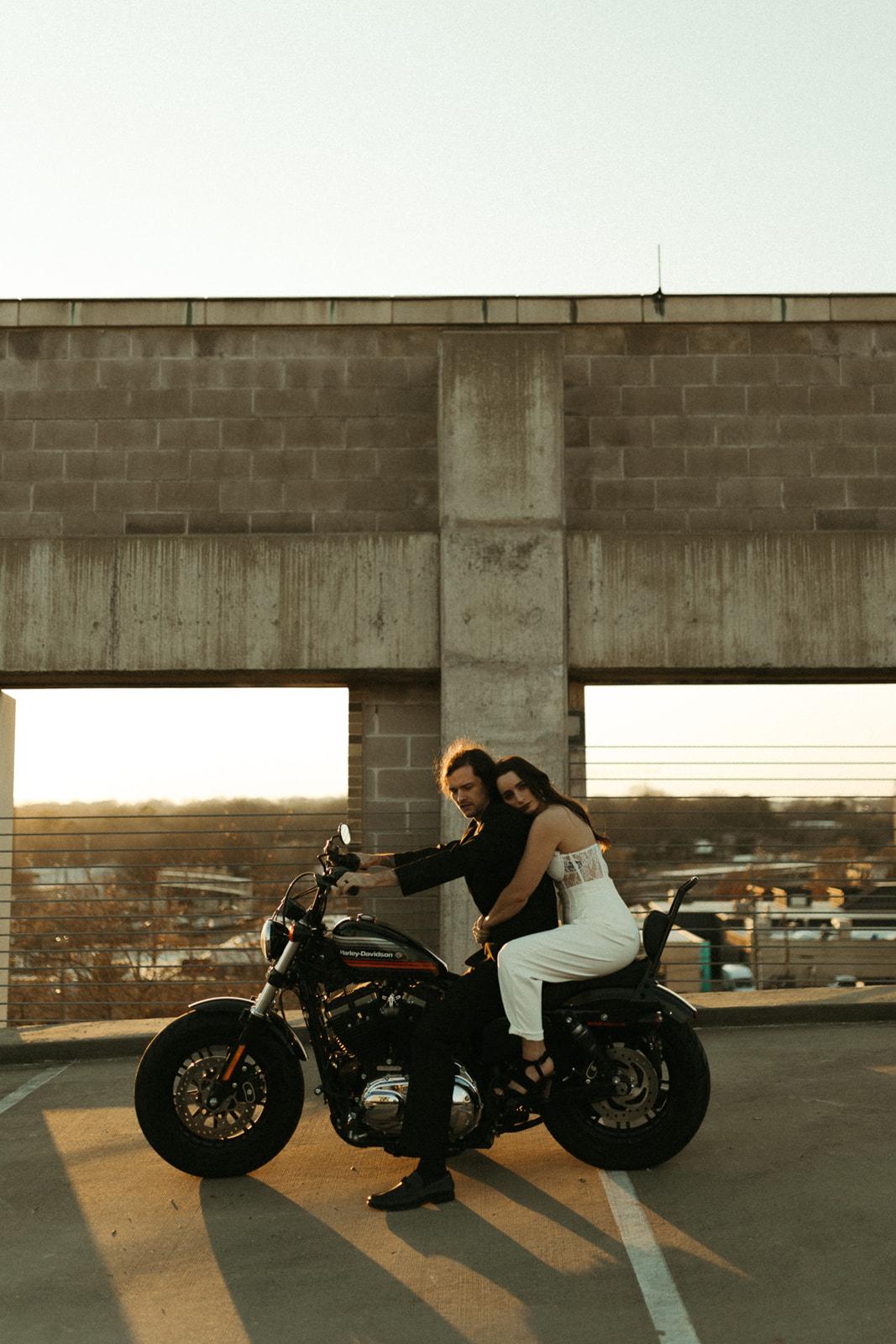 A Non-Traditional Winter Elopement 15
