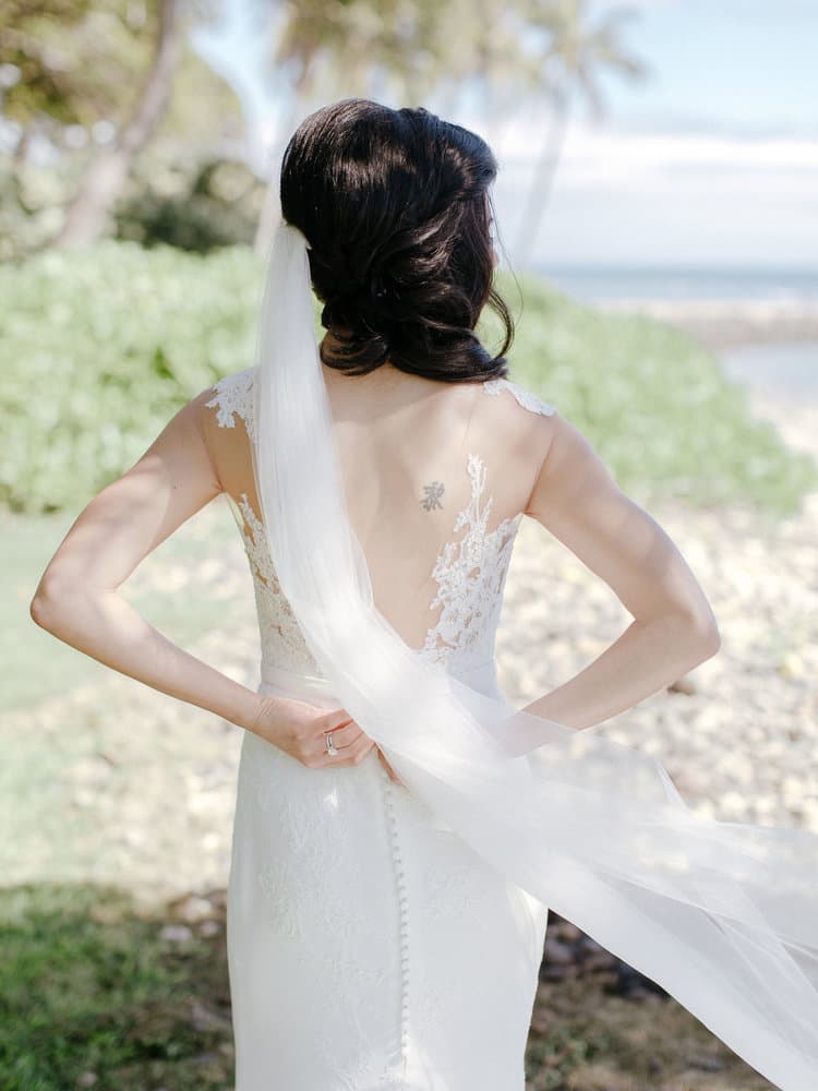 A Classic Spring Wedding at Olowalu Plantation House photo 3