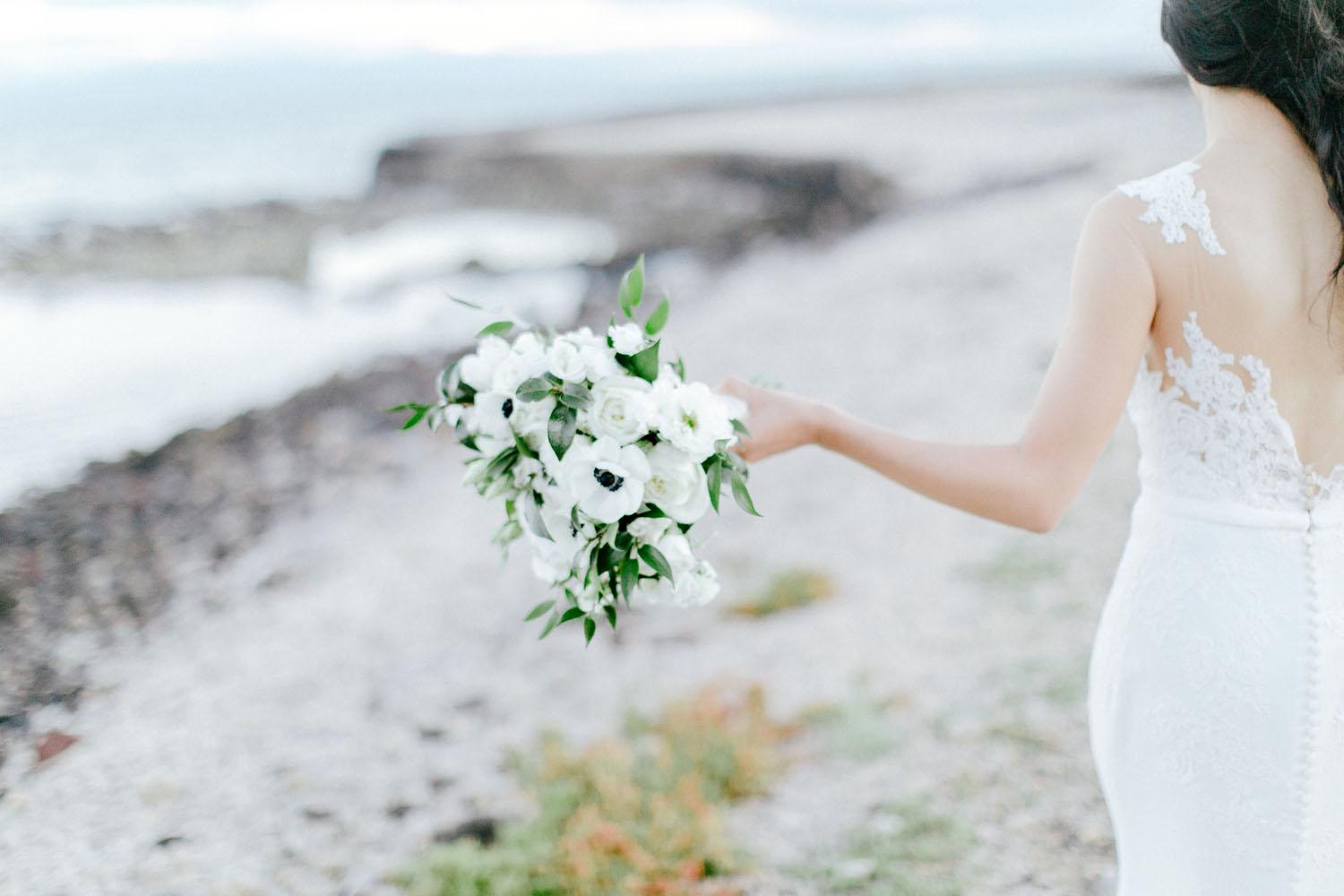 A Classic Spring Wedding at Olowalu Plantation House photo 2