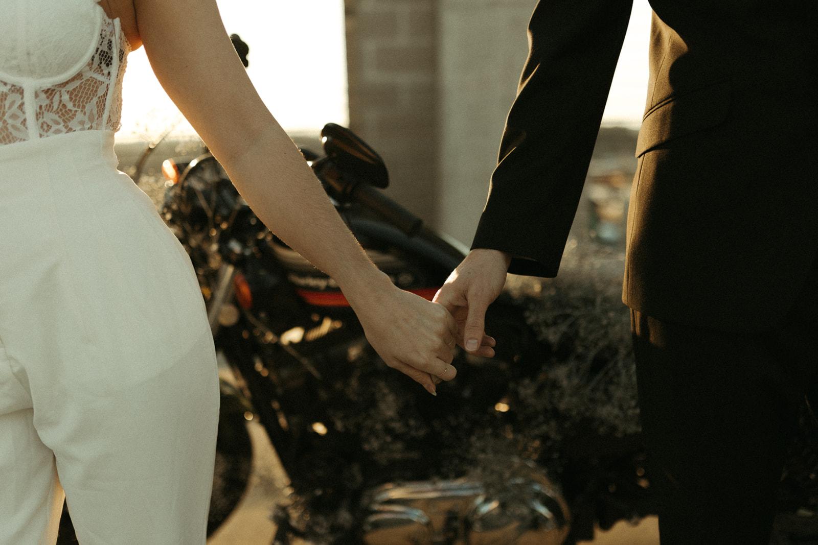 A Non-Traditional Winter Elopement 5