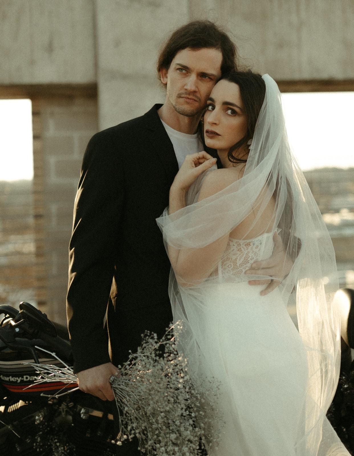 A Non-Traditional Winter Elopement 13