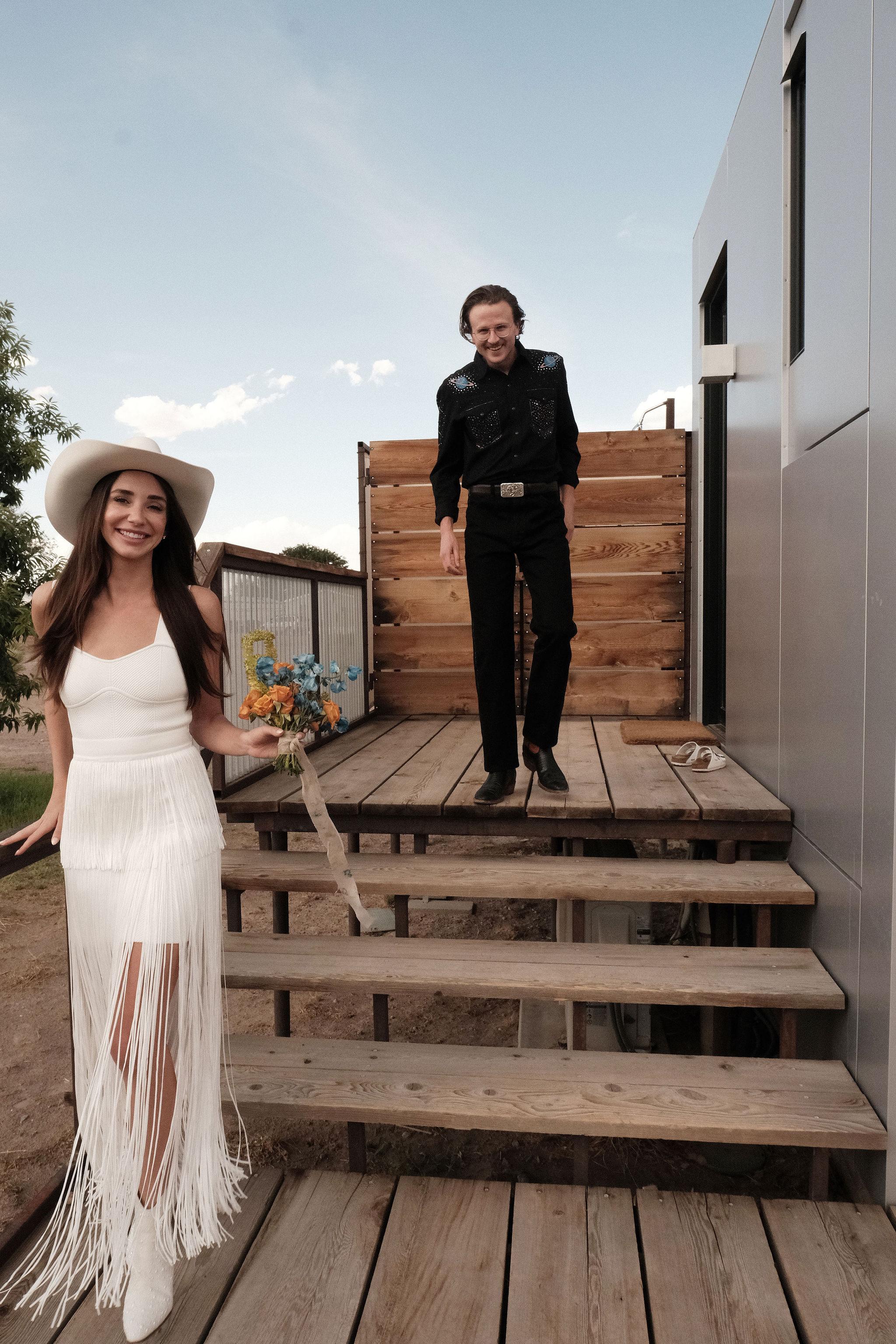 A Non-Traditional Vow Swap in Marfa 18