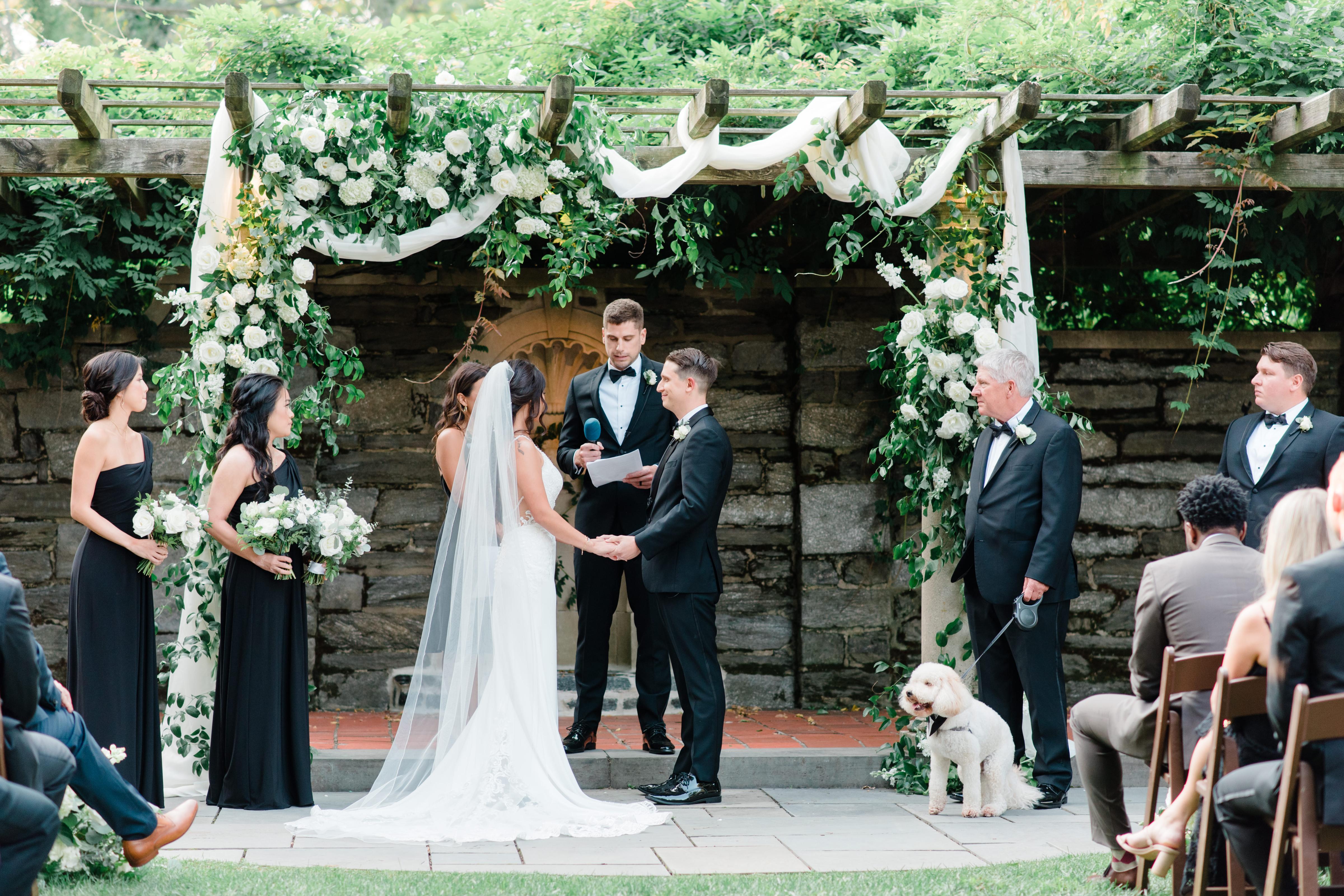 A Romantic Summer Wedding at Curtis Arboretum 19