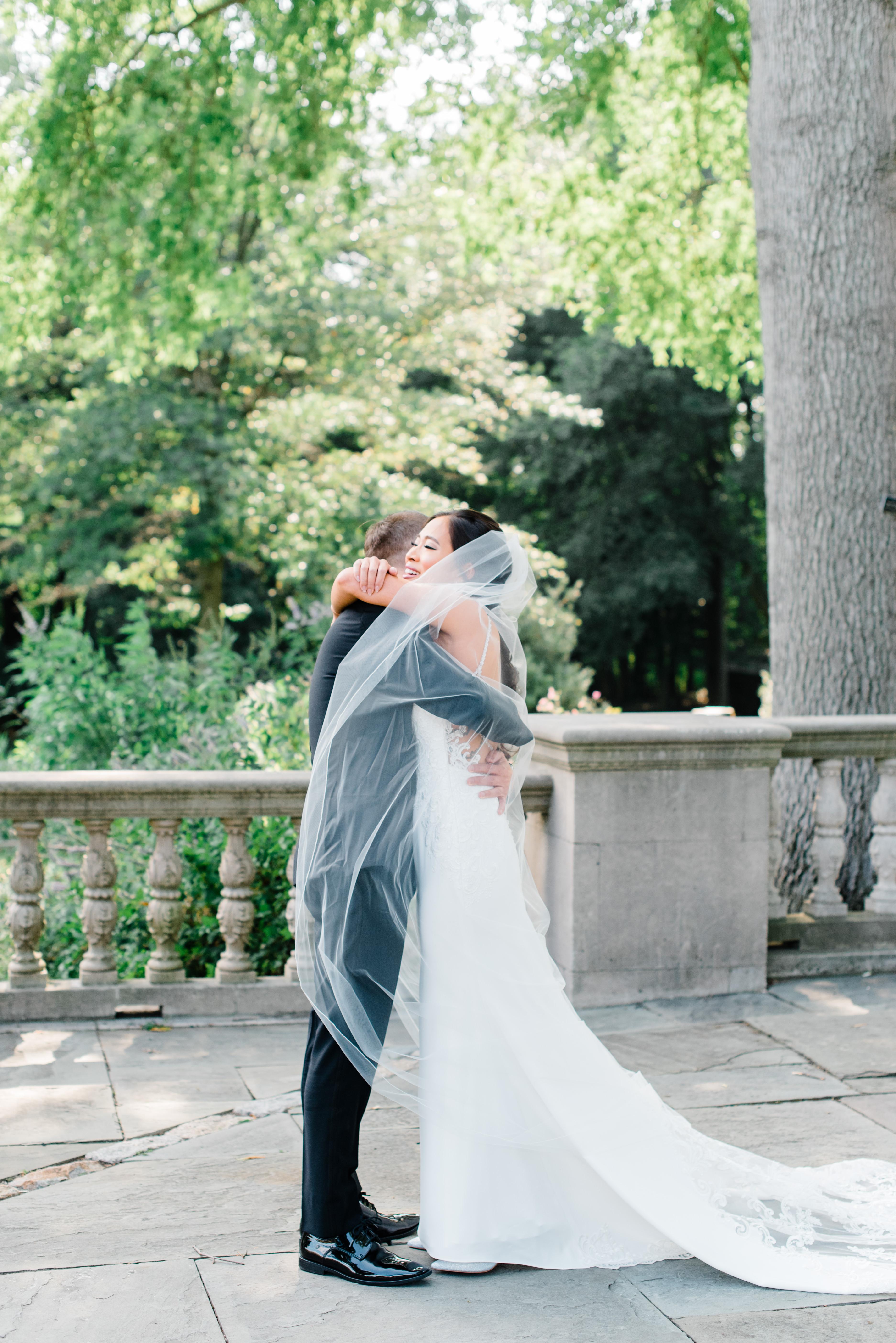 A Romantic Summer Wedding at Curtis Arboretum 31