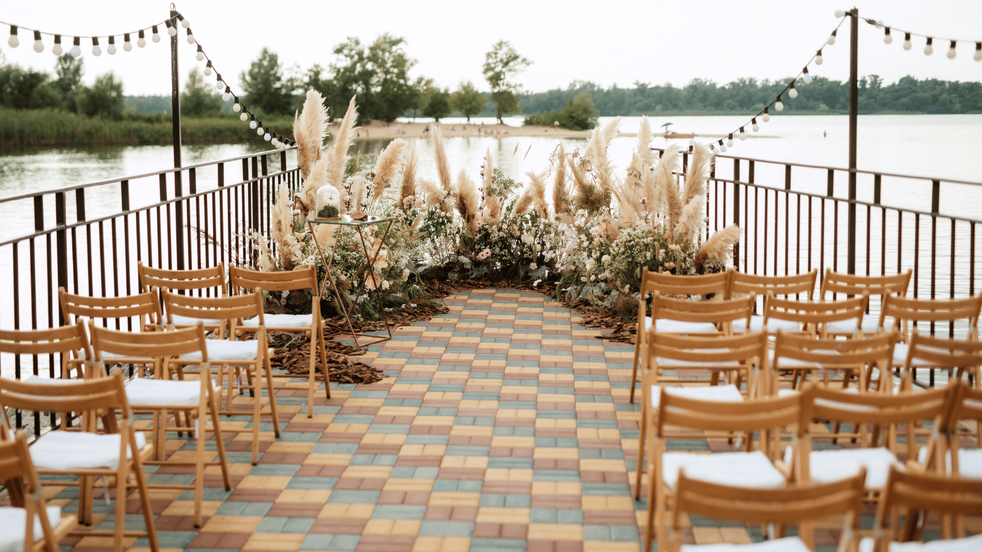 What's the Difference Between a Venue Coordinator & an Event Coordinator, Anyway?