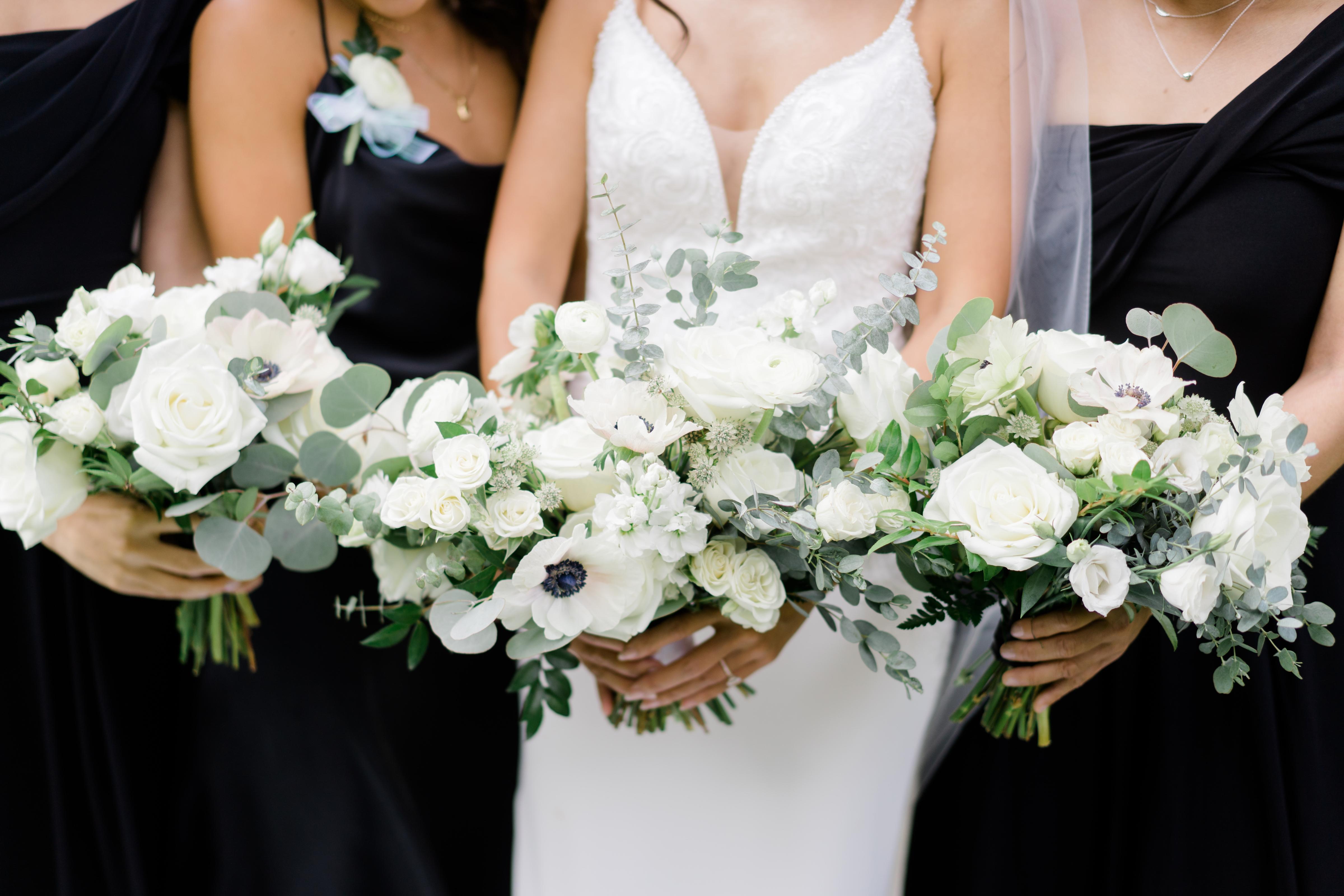 A Romantic Summer Wedding at Curtis Arboretum 27