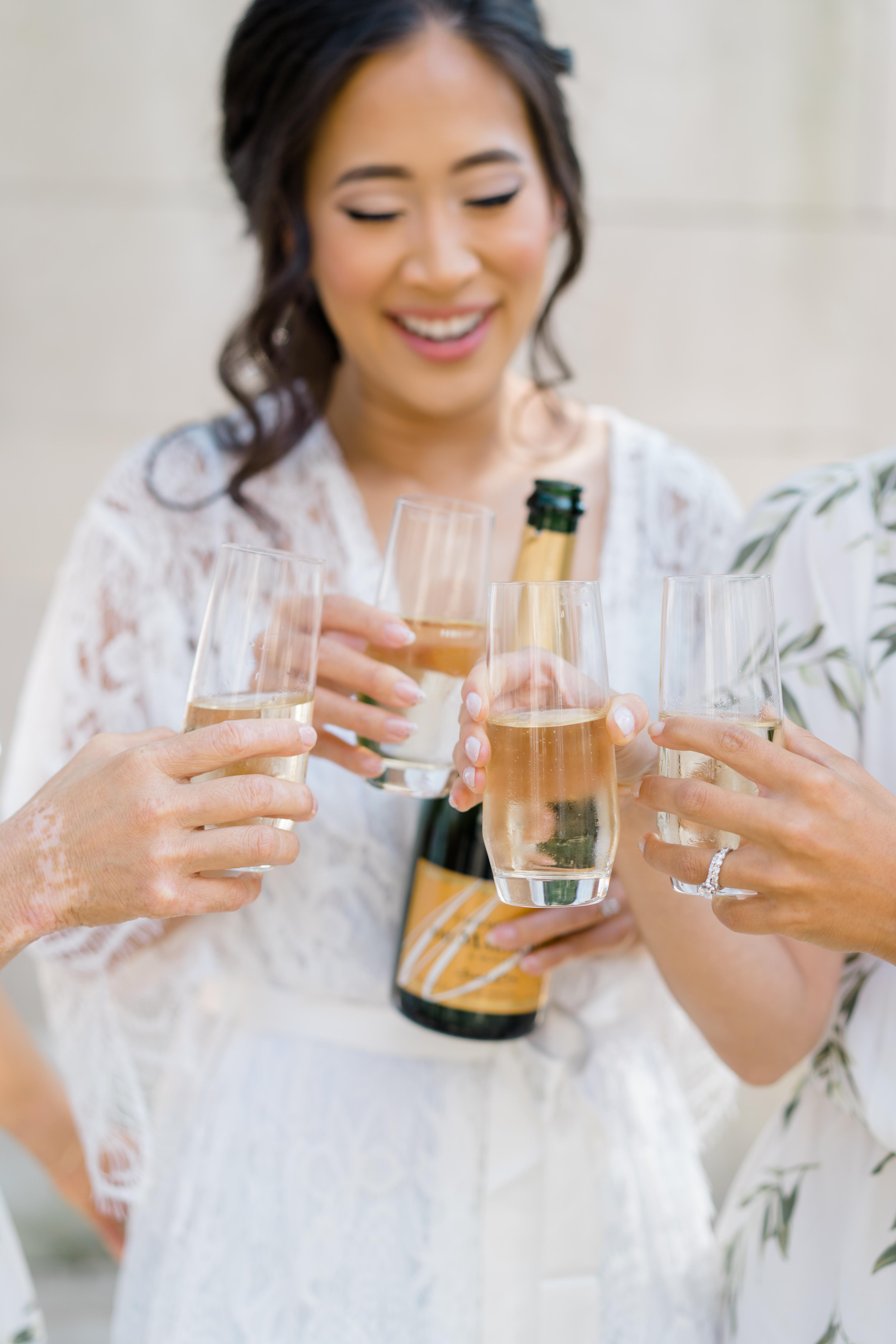 A Romantic Summer Wedding at Curtis Arboretum 13