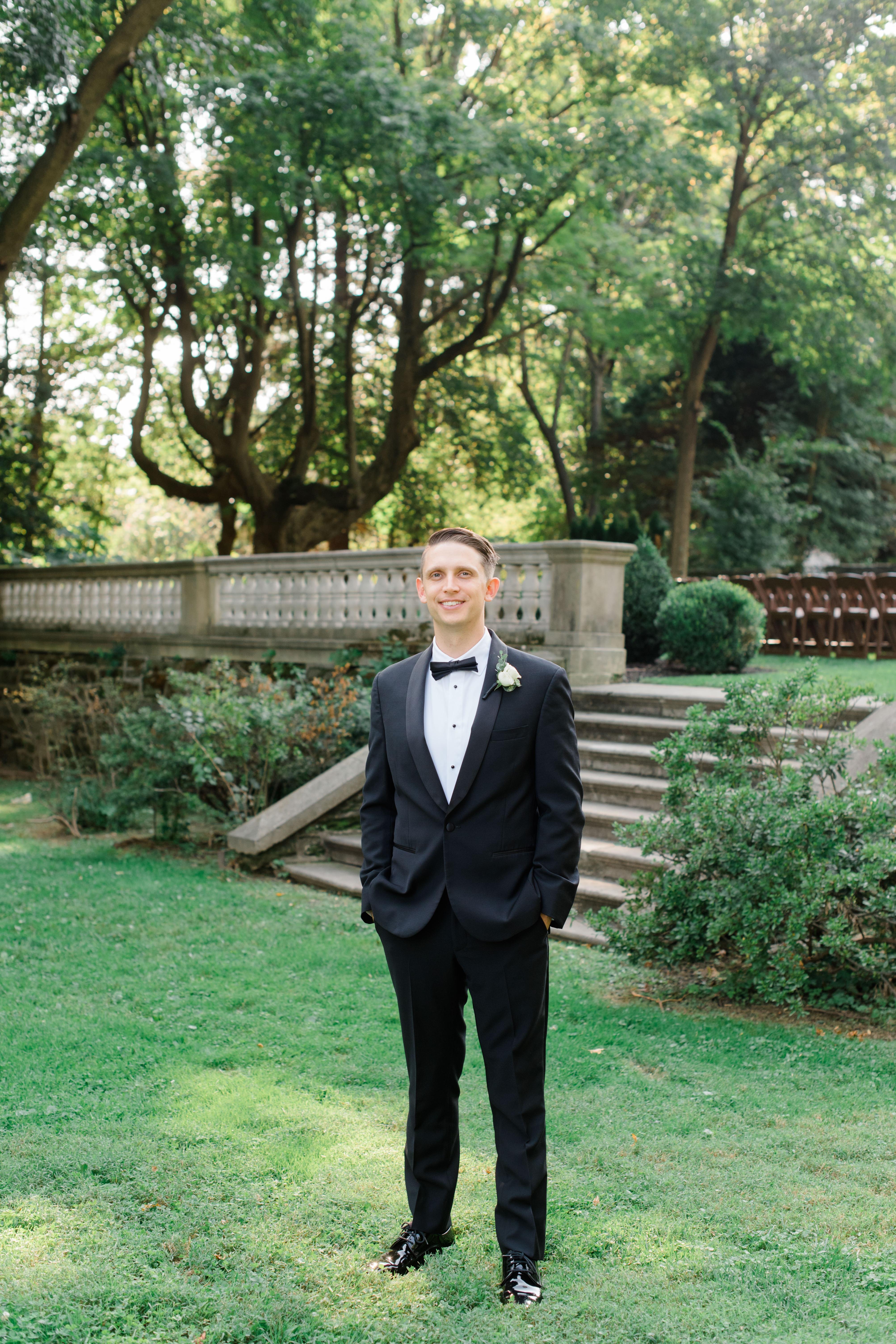 A Romantic Summer Wedding at Curtis Arboretum 15