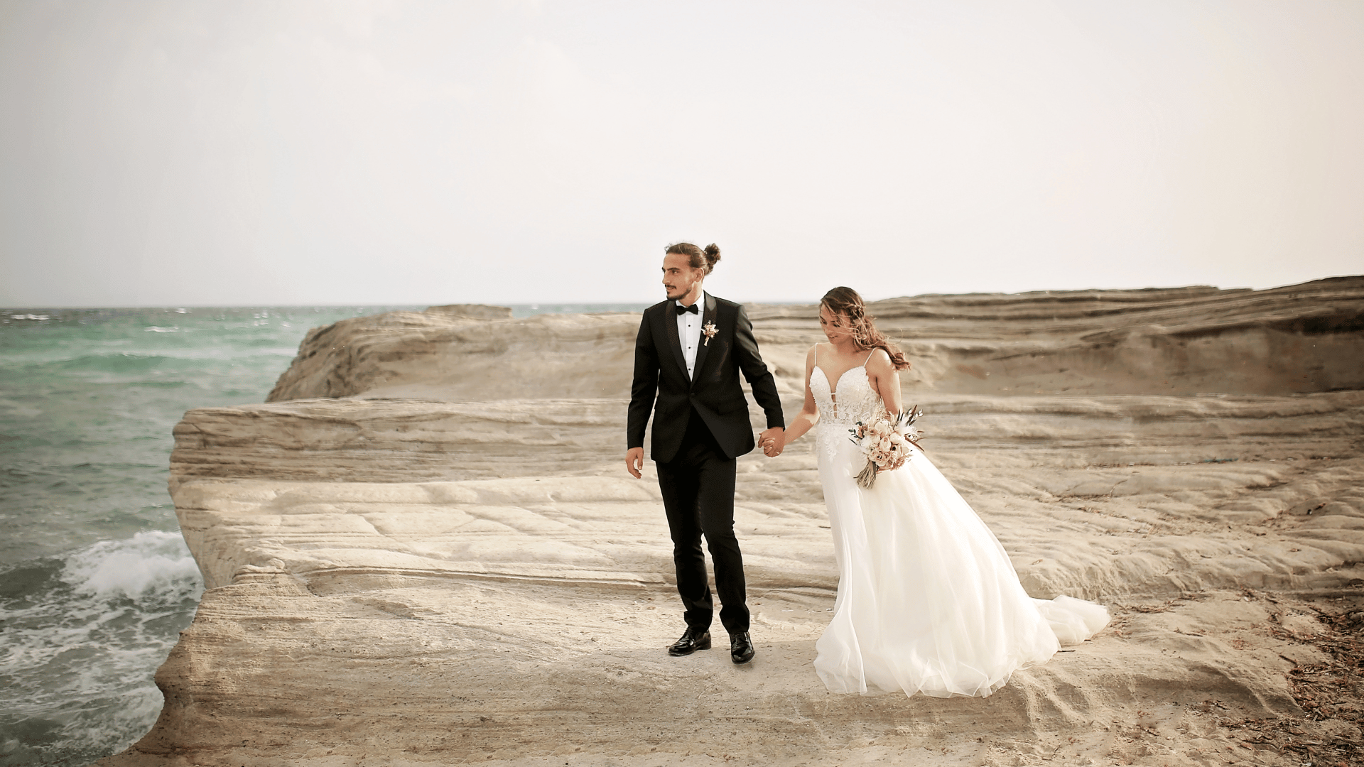 9 Wedding Planning Tips Straight from the Pros