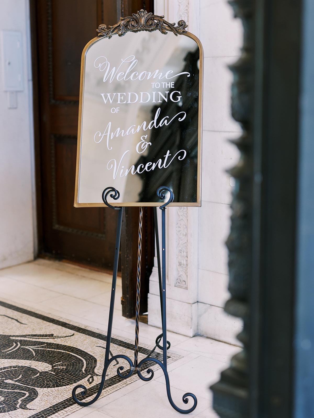 A Glamorous Summer Wedding at NYIT de Seversky Mansion 19