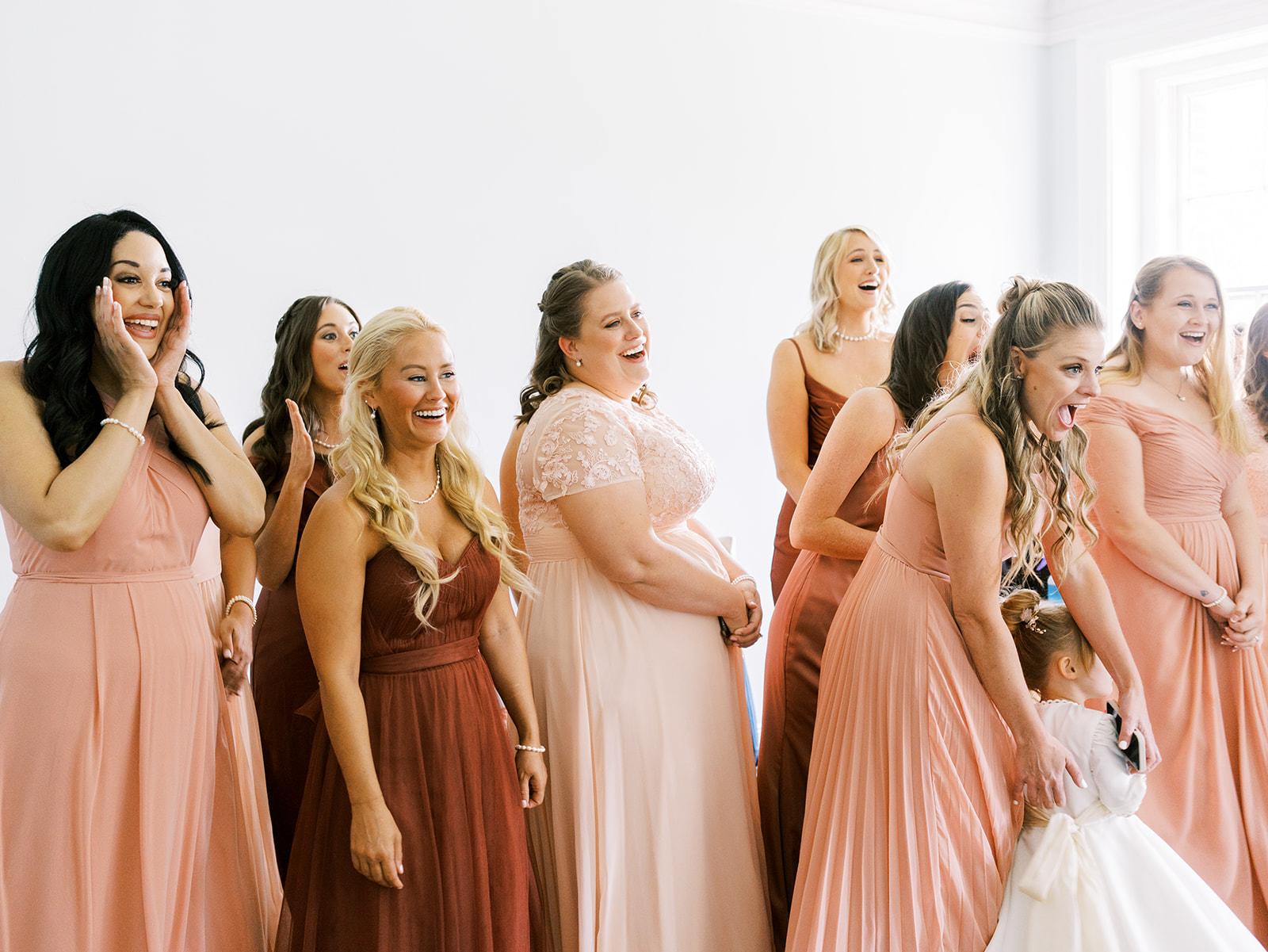 A Glamorous Summer Wedding at NYIT de Seversky Mansion 45