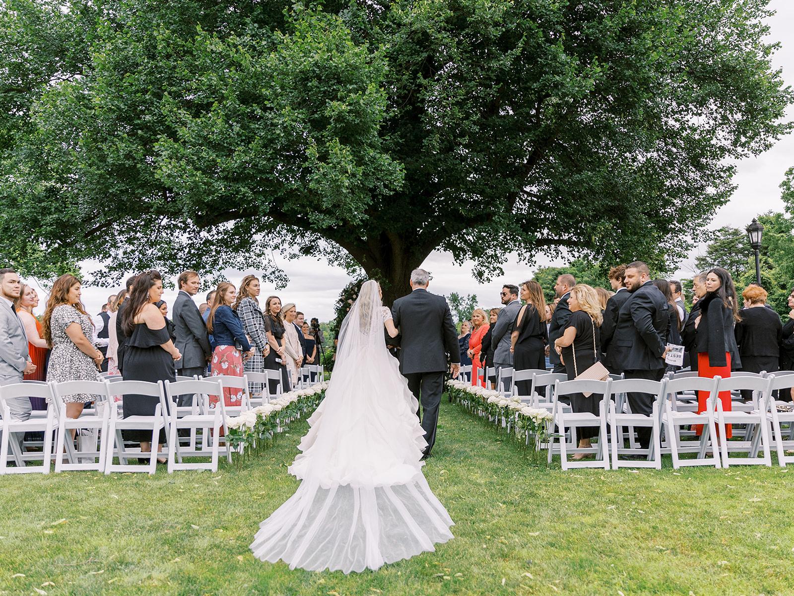A Glamorous Summer Wedding at NYIT de Seversky Mansion 77