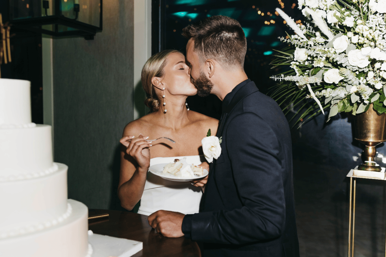 A Modern Summer Wedding at The Barn at Villa Venezia