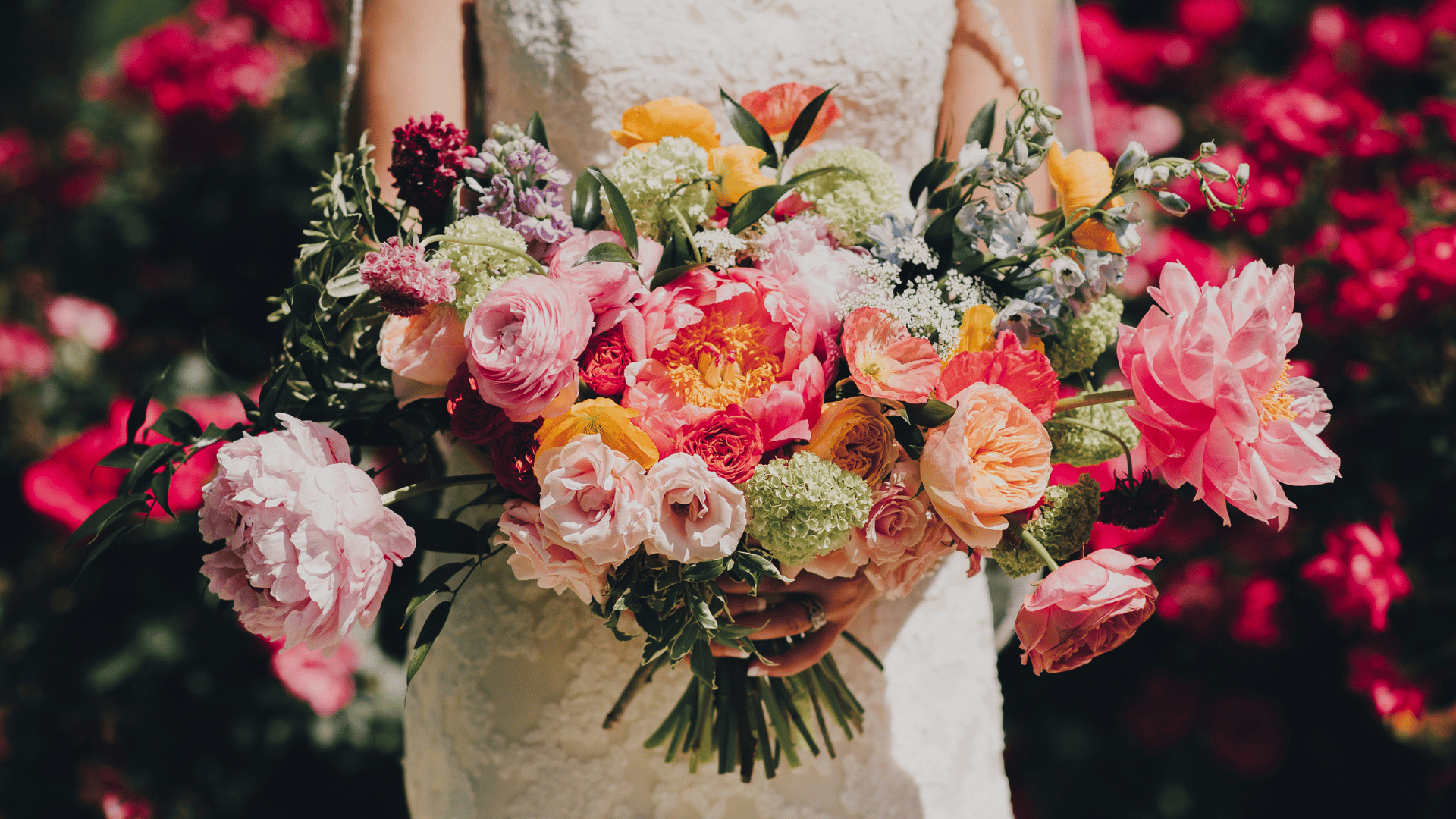 These Flowers Will NOT Wilt on Your Wedding Day