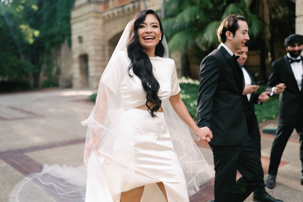 A Classic Winter Wedding at Doubletree Waterfront