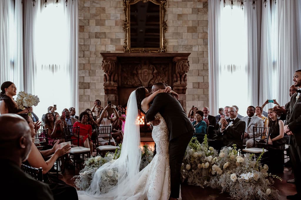 A Modern Spring Wedding at Dover Hall